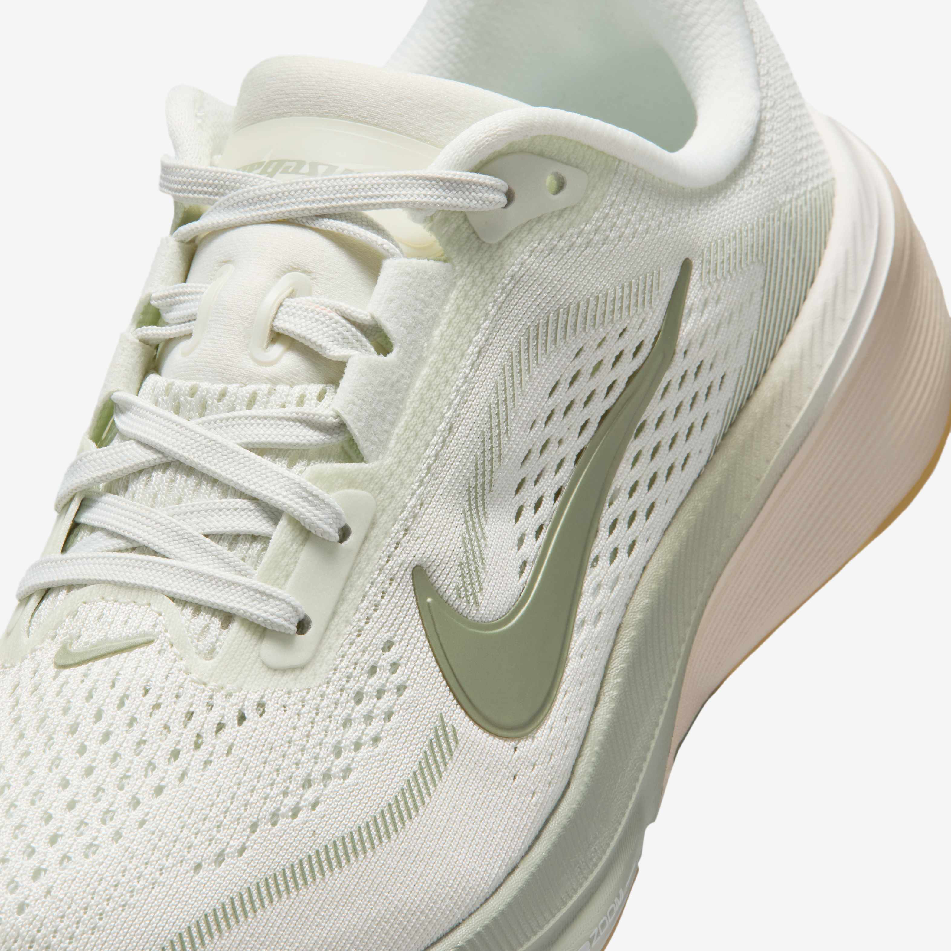 Nike Pegasus 42 image number 6
