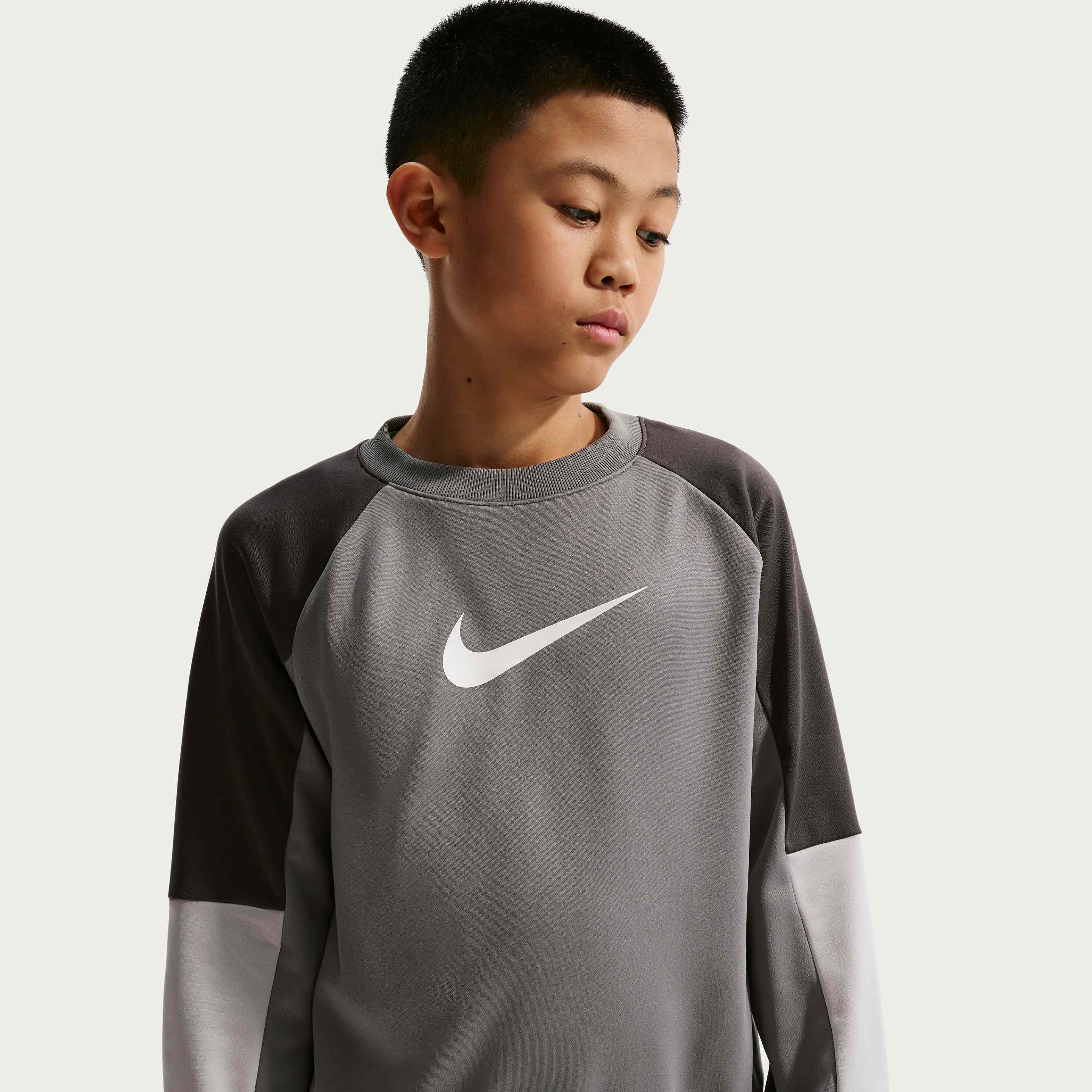 نايكي سبورتسوير image number 1