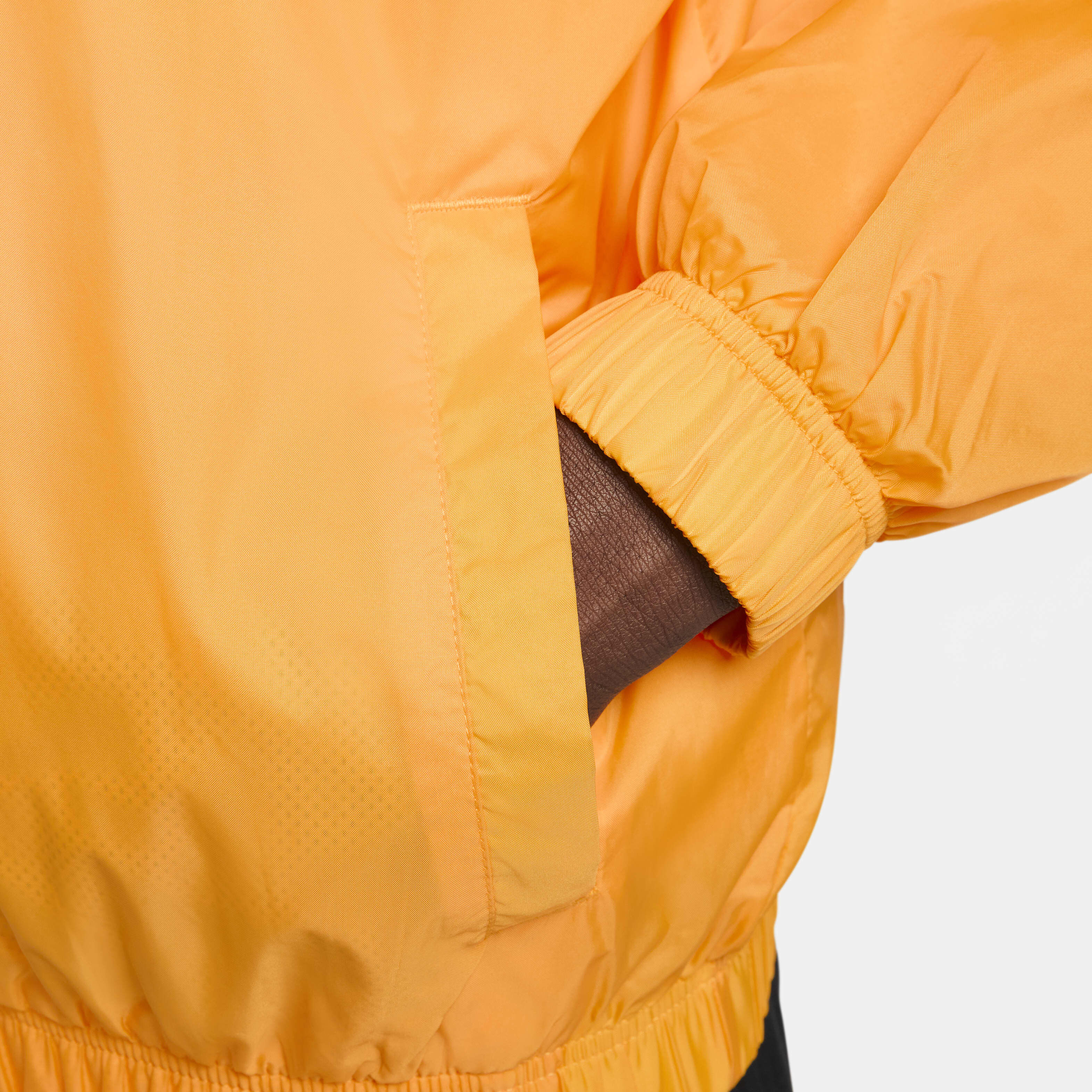 نايكي سبورتسوير ويندرانر image number 4