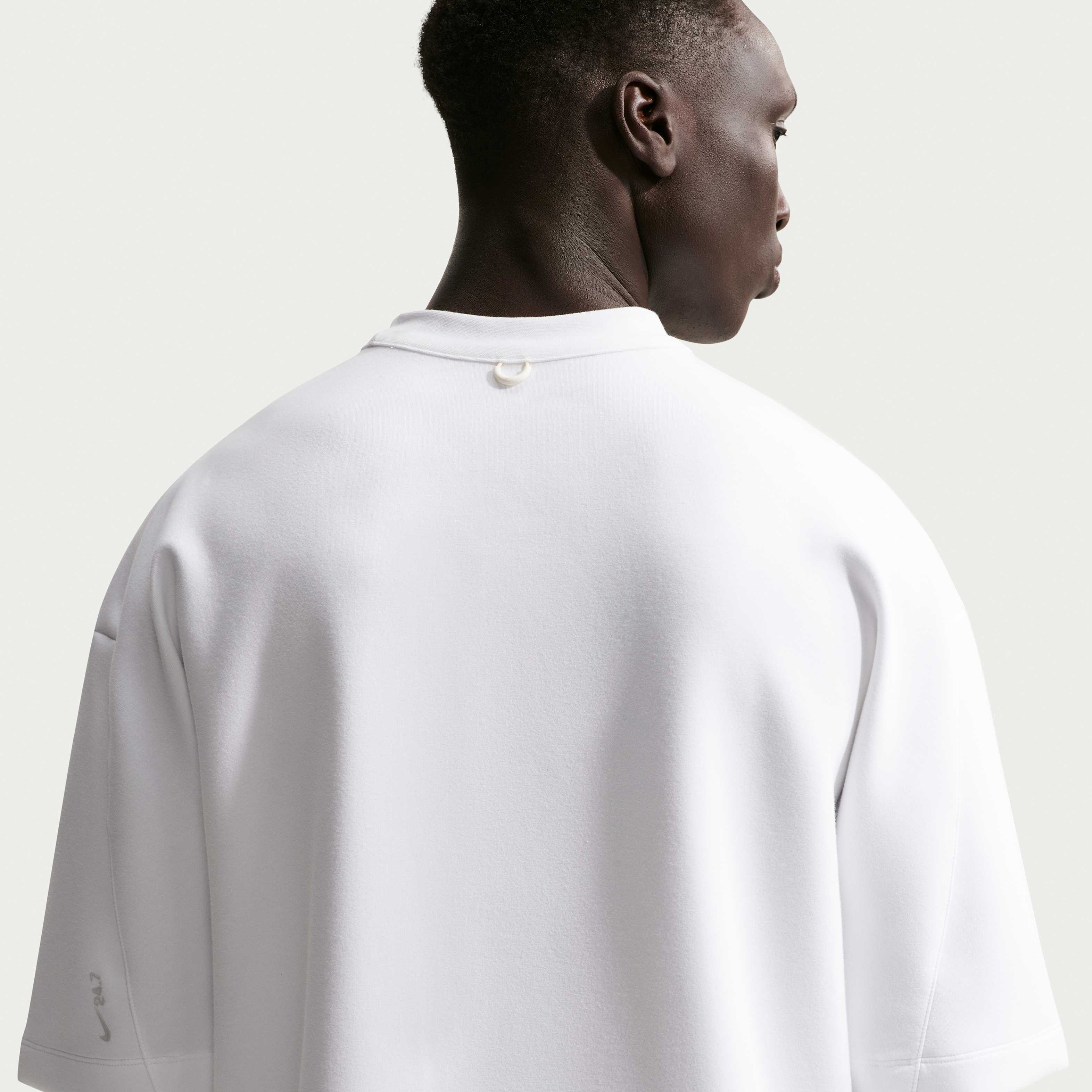 نايكي 24.7 امبوسبلي سوفت image number 1