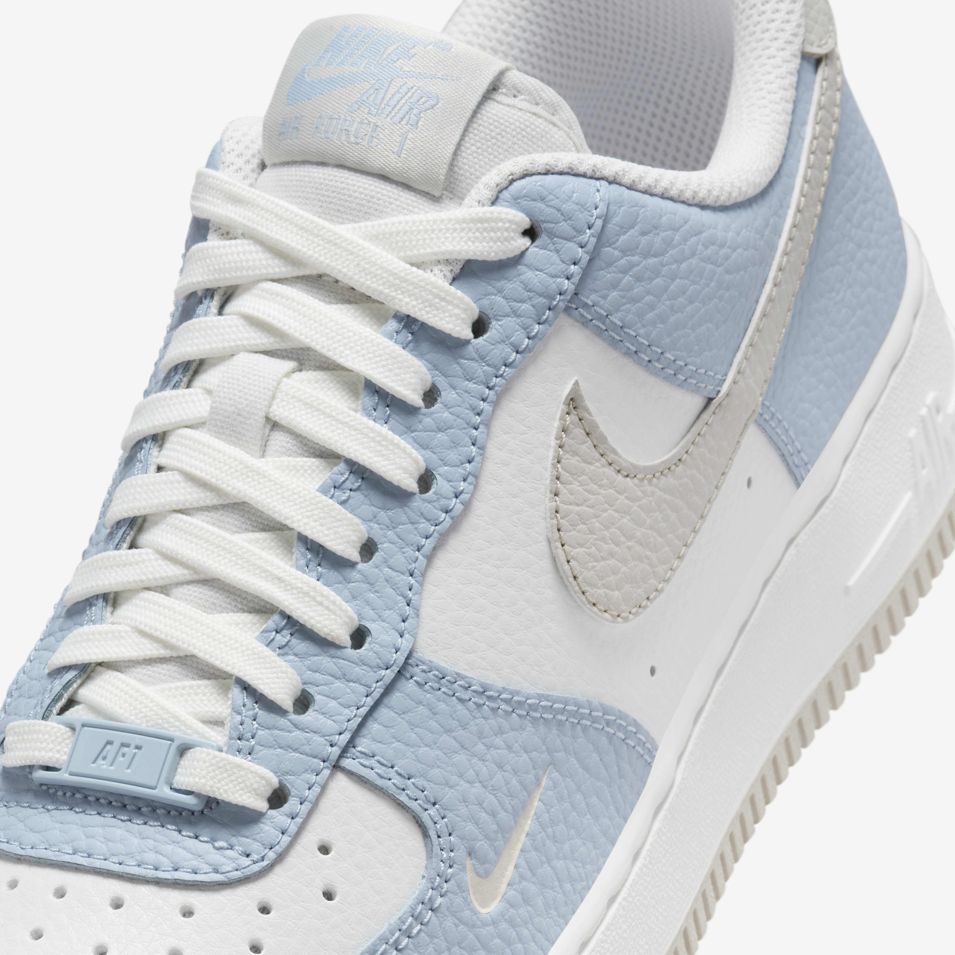 Buy Nike Air Force 1 07 Women s Shoes Nike Kuwait Official