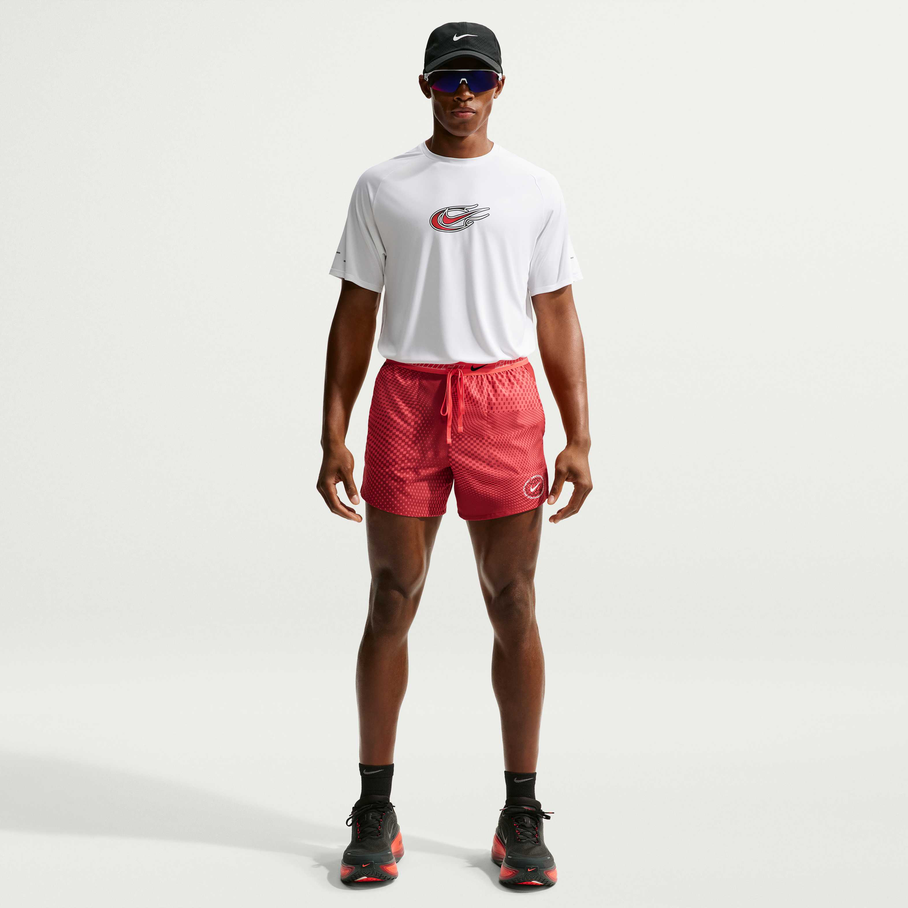 Nike Stride  image number 3