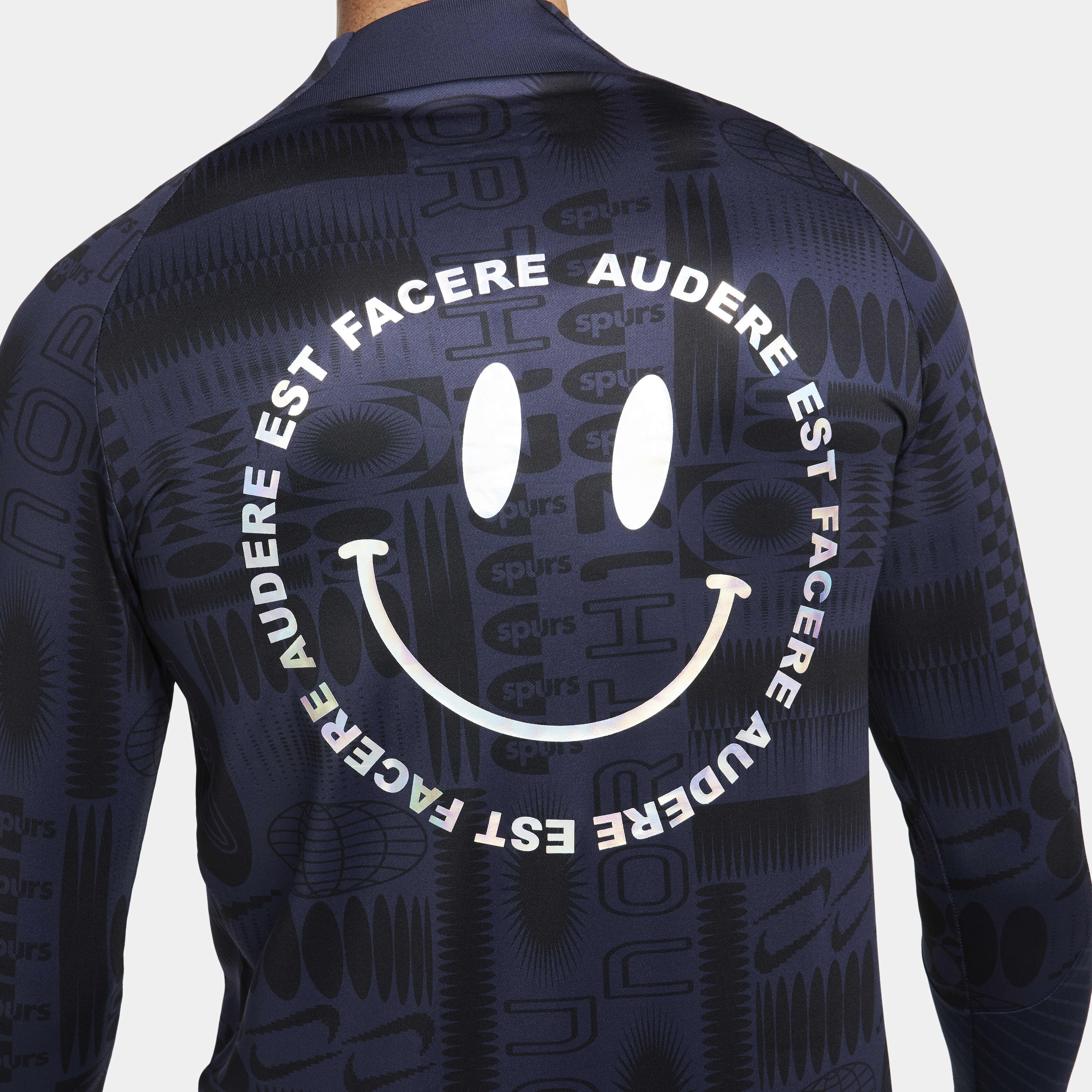 Tottenham Hotspur Strike image number 6