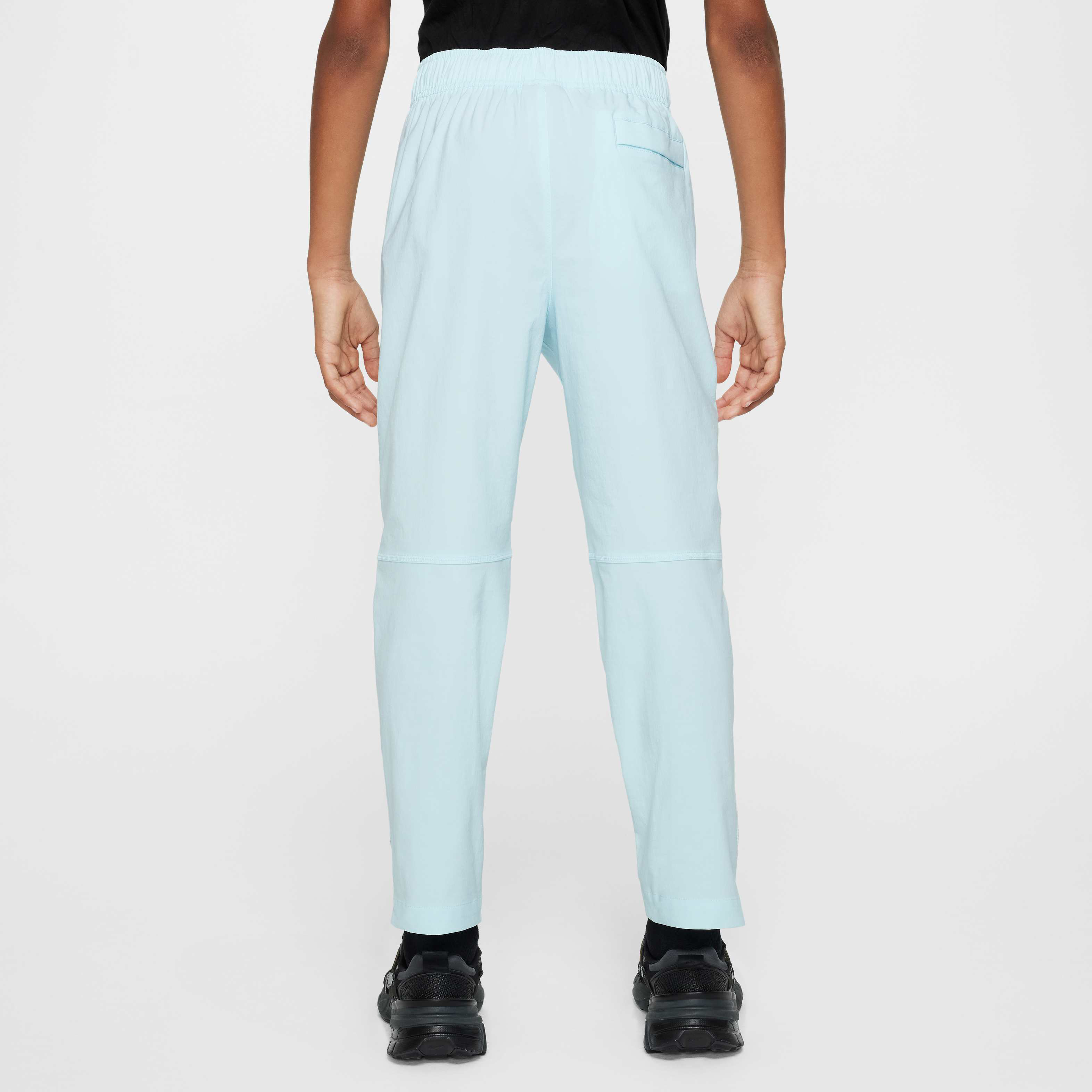 نايكي تك image number 1