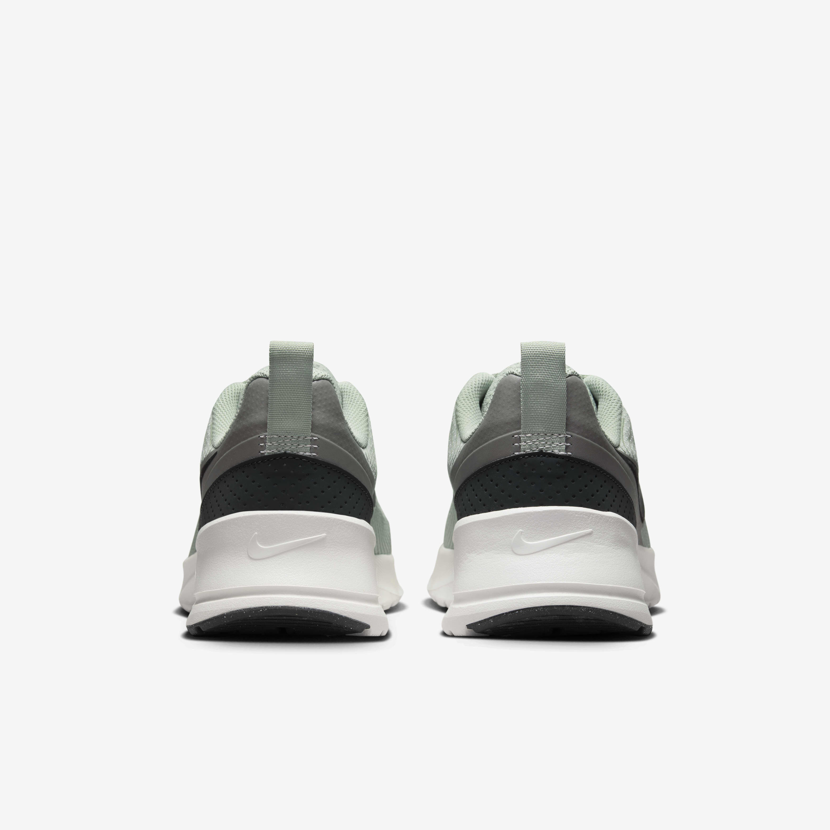 Nike Air Max Nuaxis image number 5