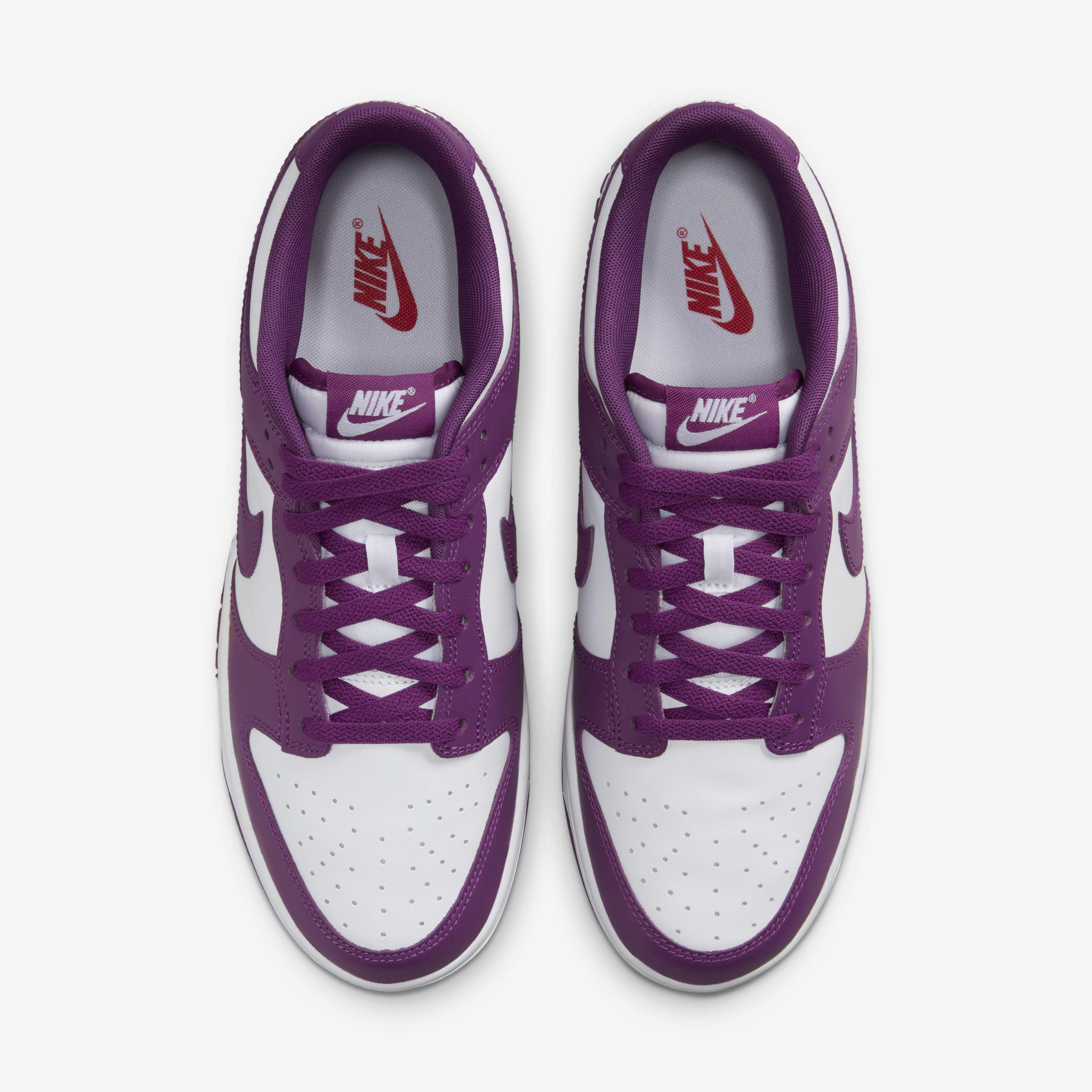 Nike Dunk Low Retro image number 3