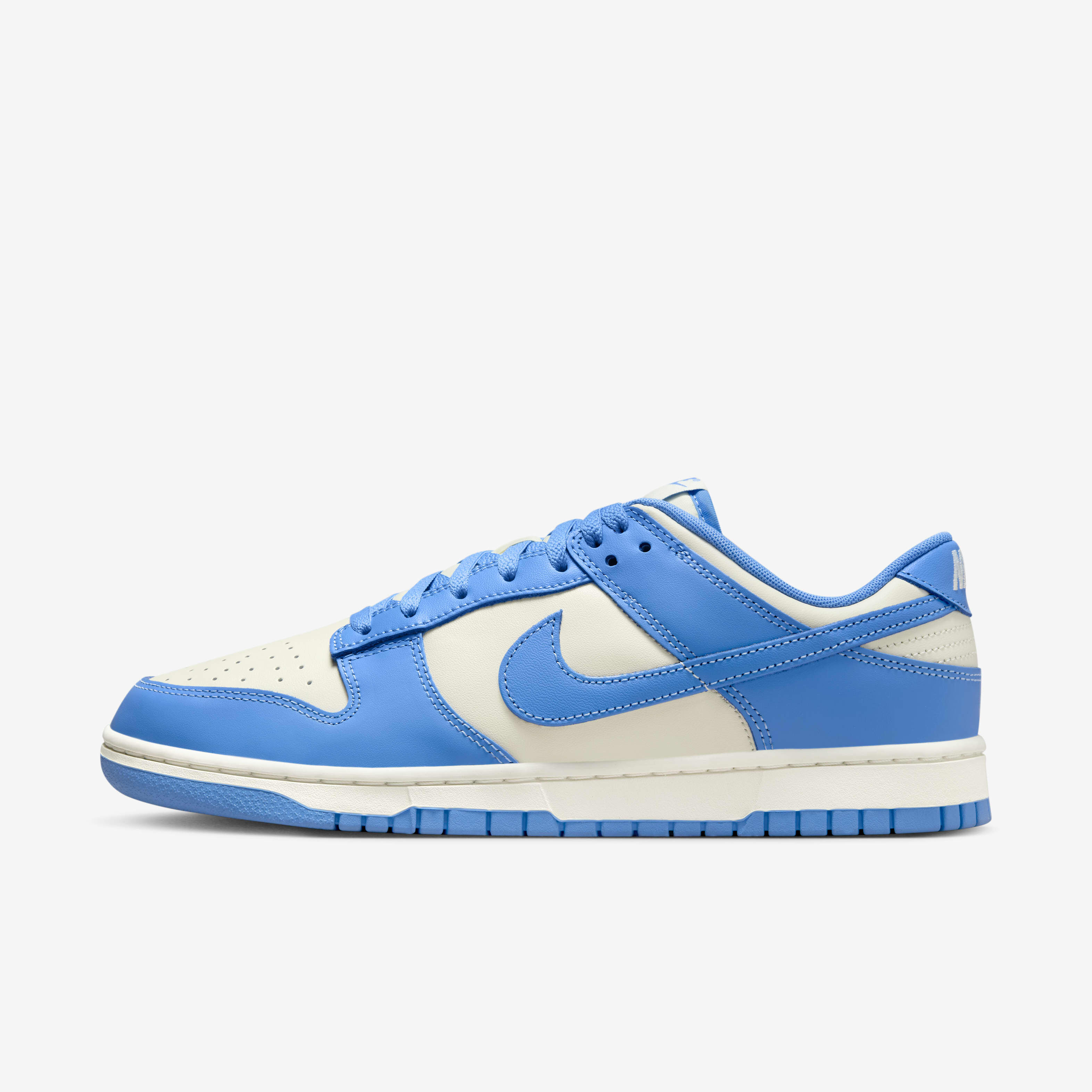 Nike Dunk Low Retro image number 0