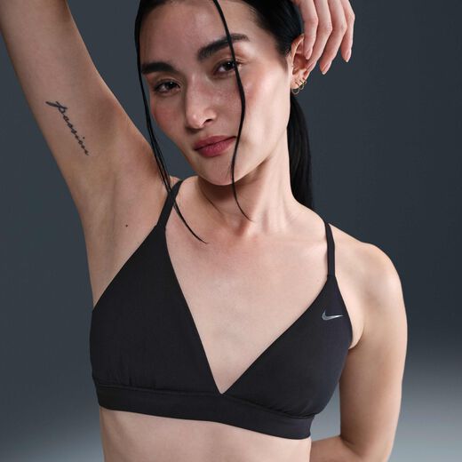 All Things Comfort-Nike, Nike Form, Women's Light-Support Non-Padded Triangle Sports Bra