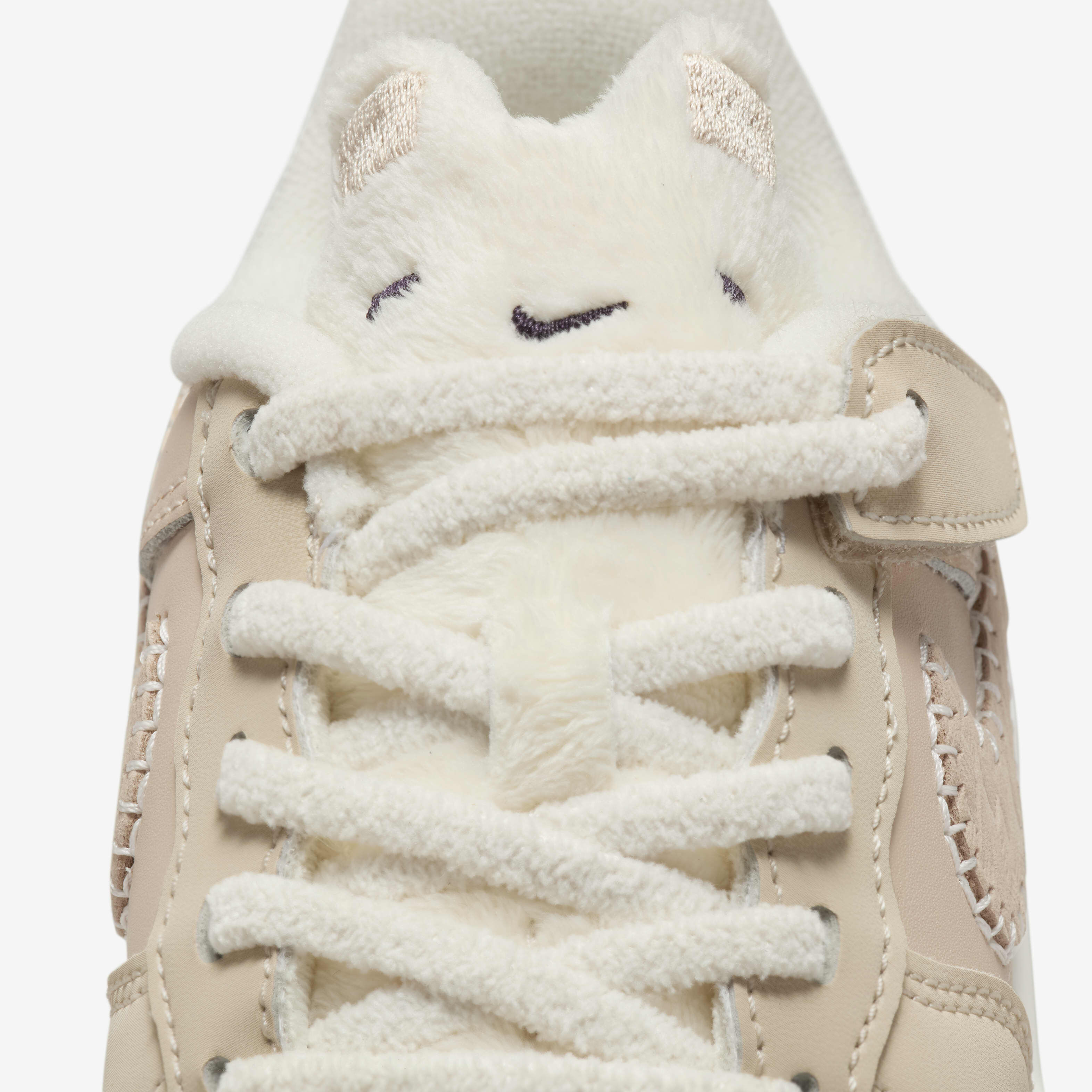 نايكي فورس 1 لو SE ايزي-اون image number 8