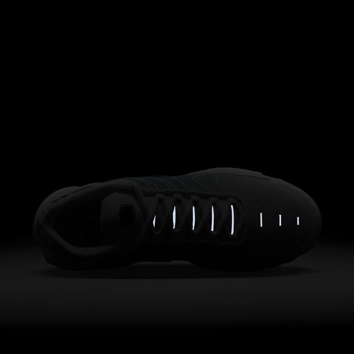 نايكي اير ماكس بلس image number 8 نايكي اير ماكس بلس image number 8