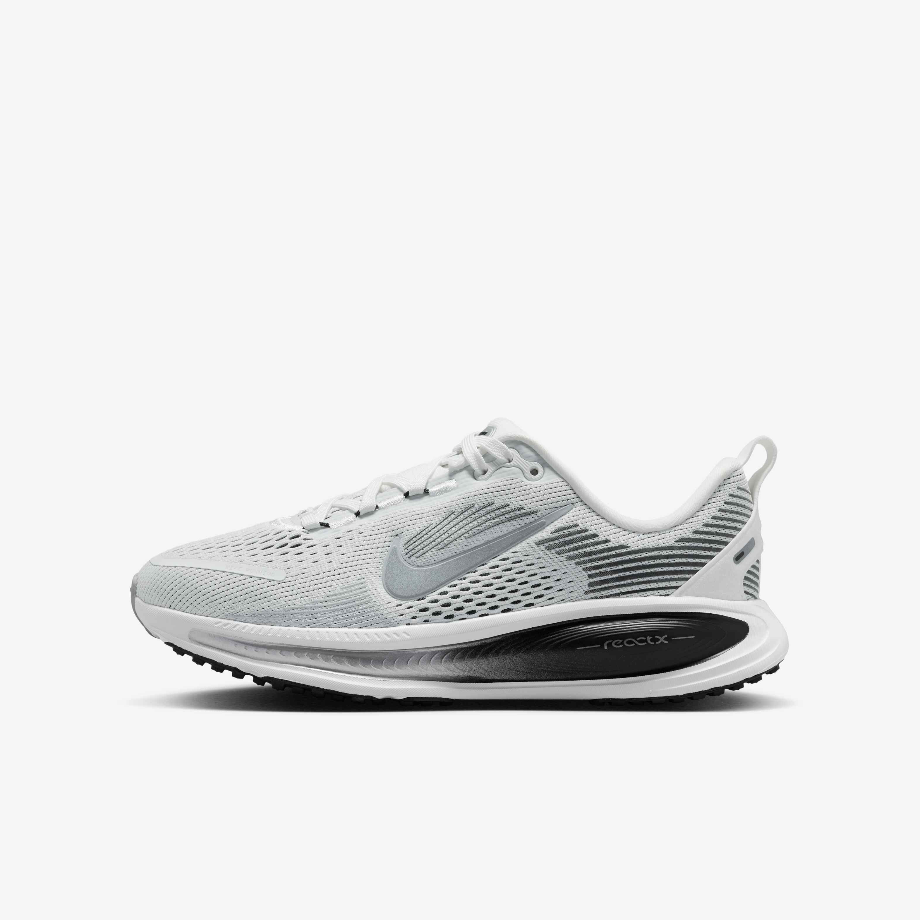 Nike Vomero 18 image number 0