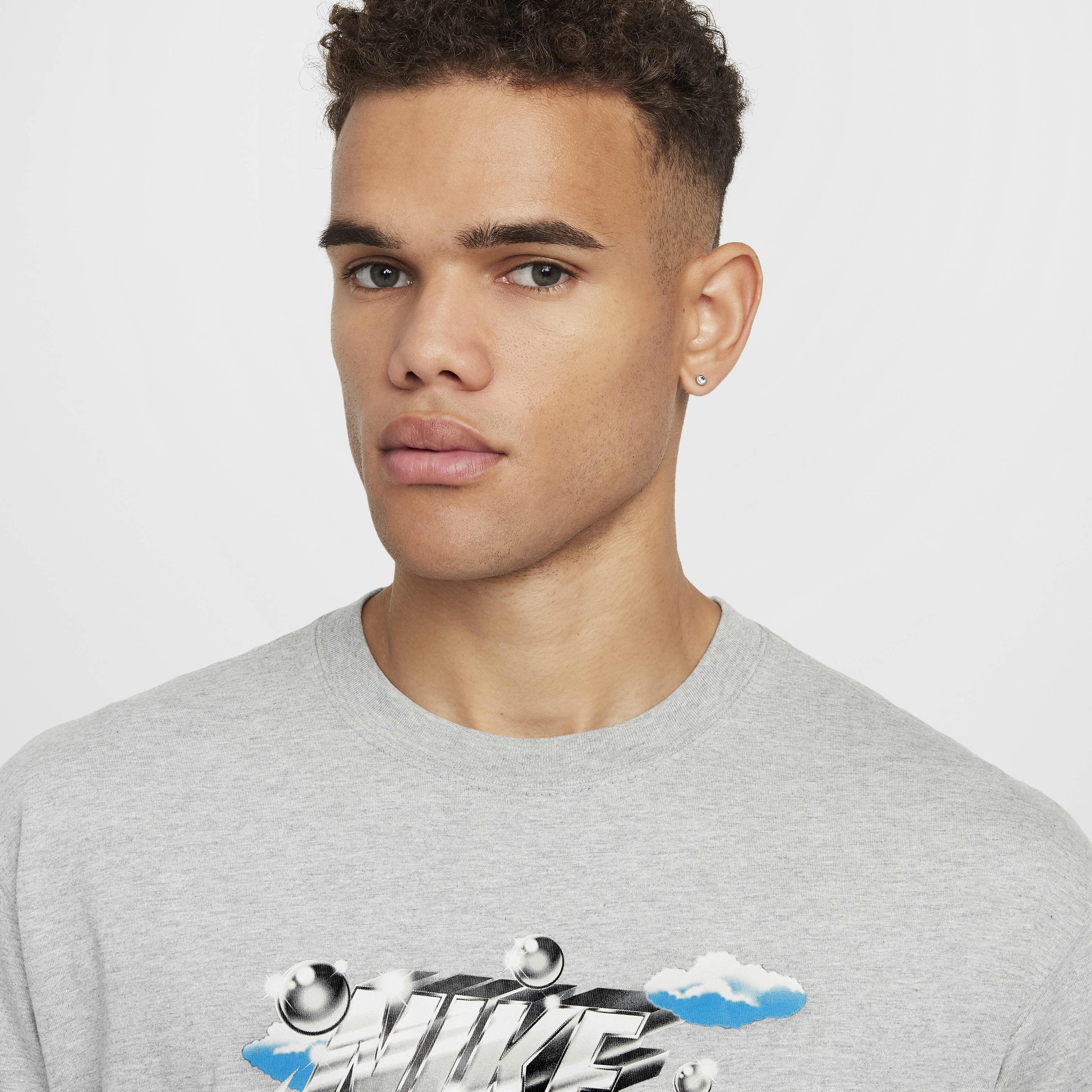 Nike Sportswear image number 2