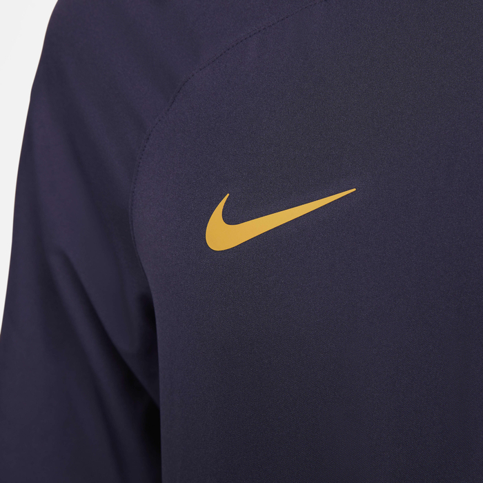 Paris Saint-Germain Strike image number 4 Paris Saint-Germain Strike image number 4