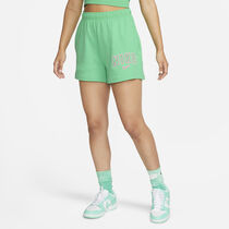 نايكي سبورتسوير