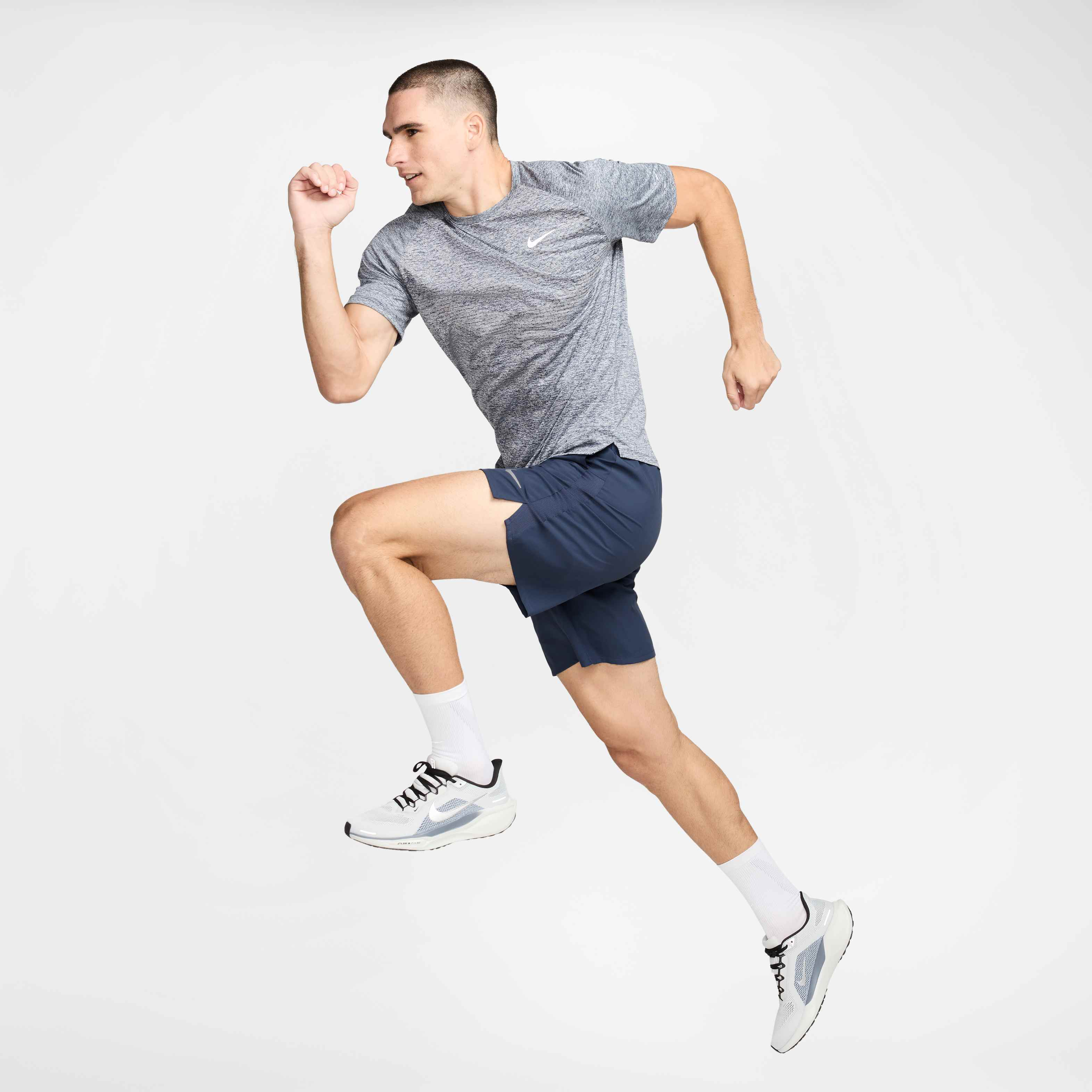 Nike Challenger image number 6