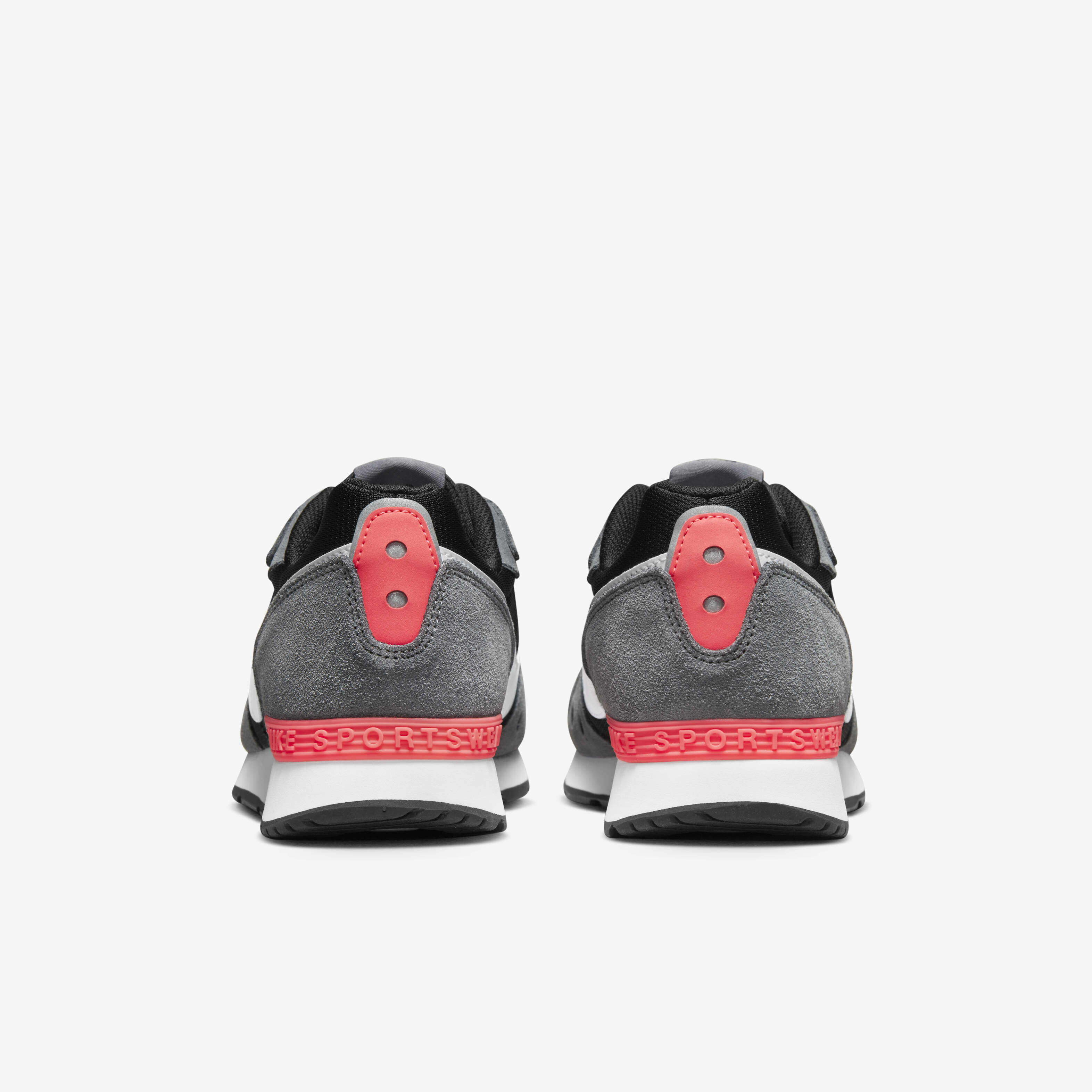 نايكي فينشر رانر image number 5