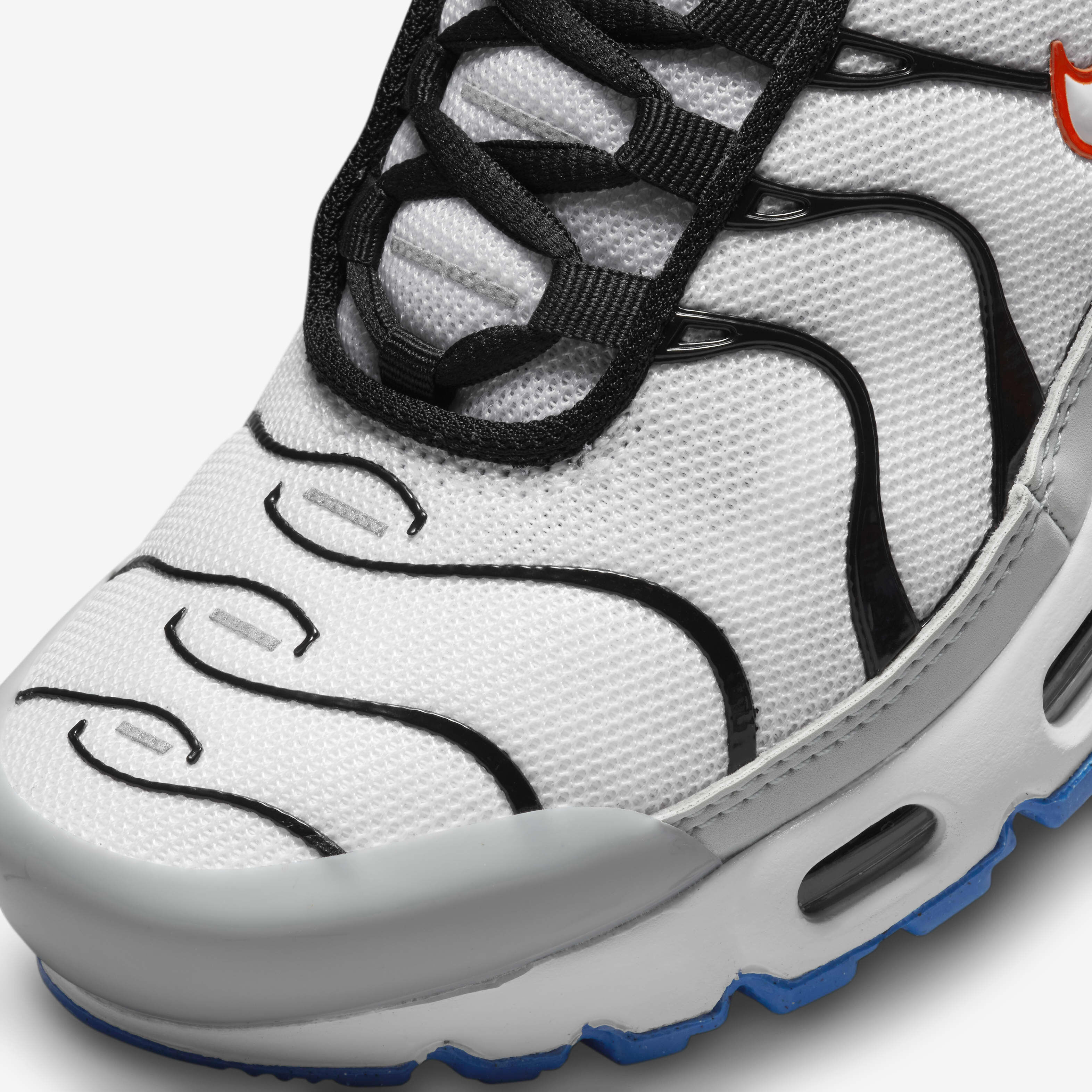 Nike Air Max Plus image number 6