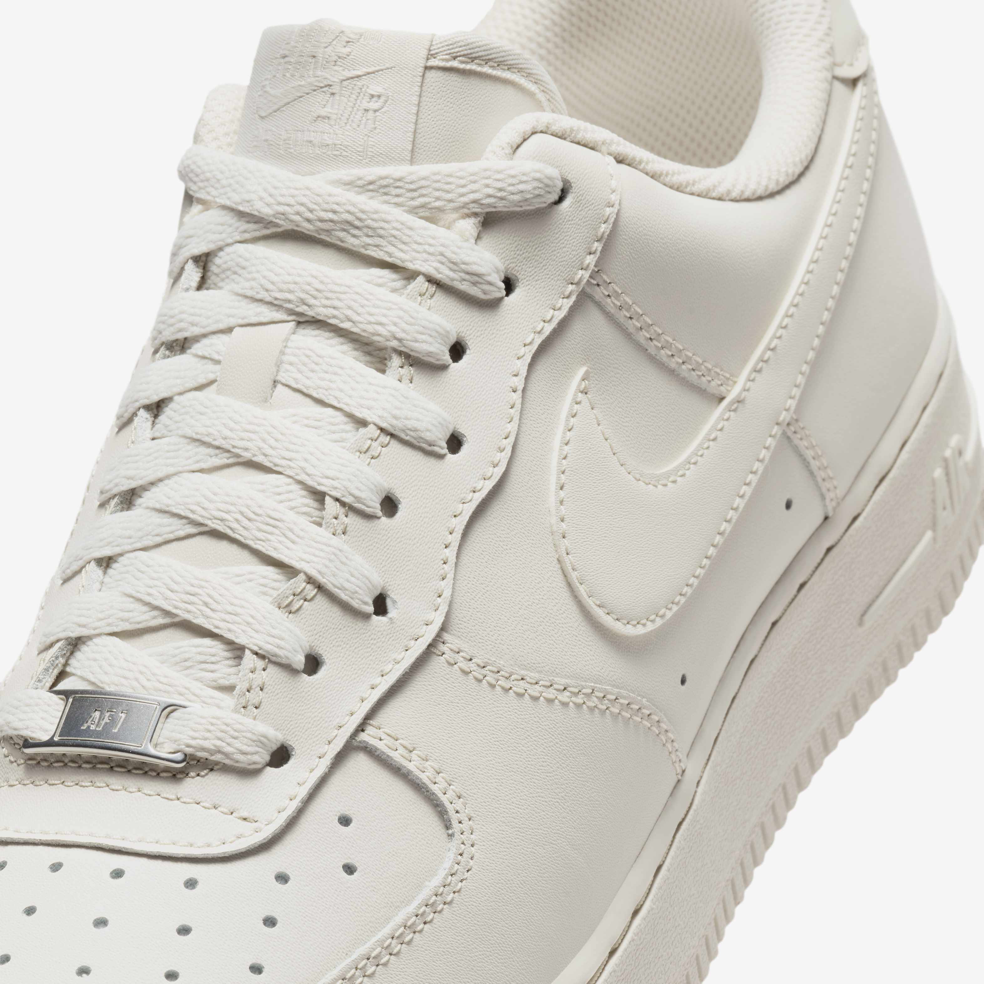 Nike Air Force 1 '07 image number 6