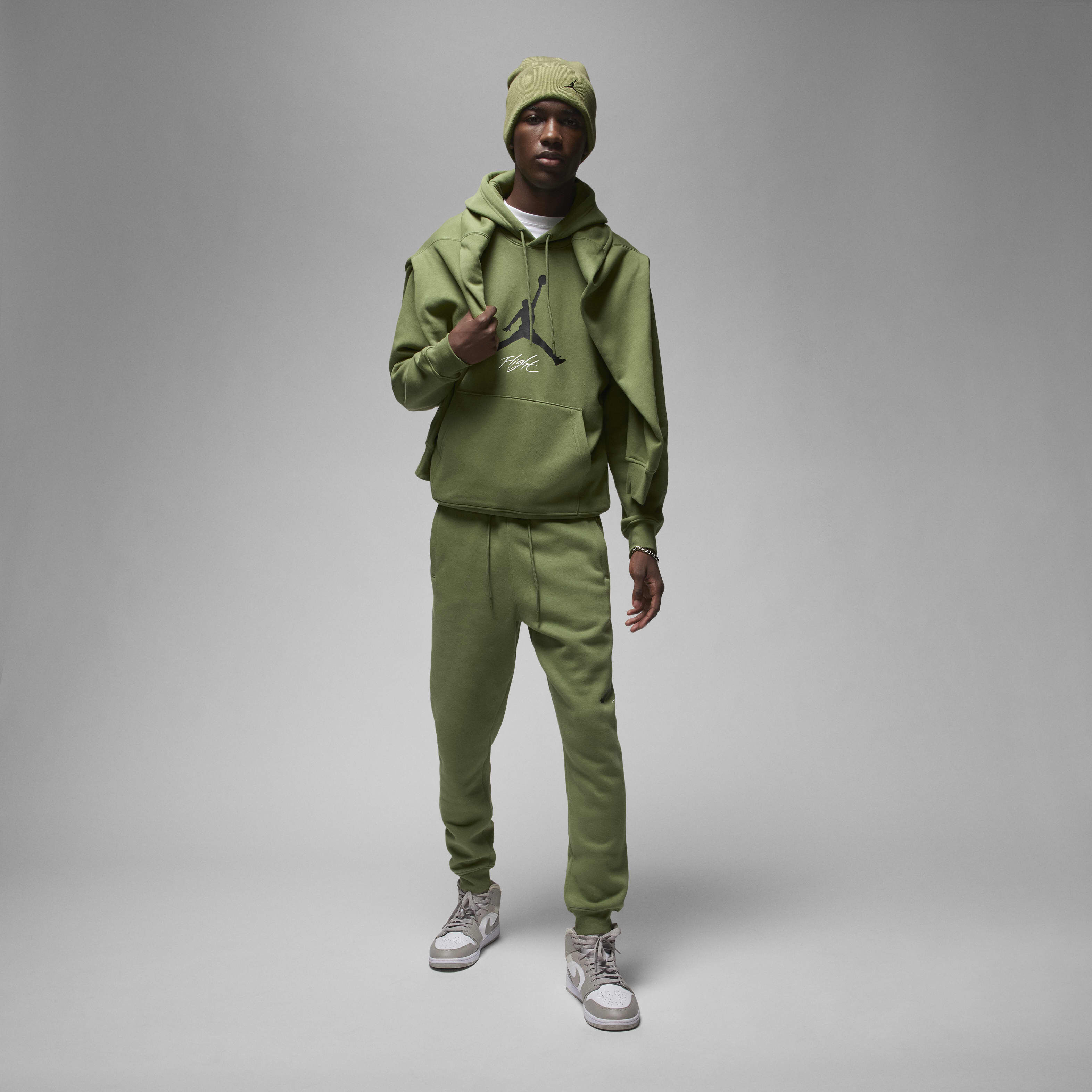 Jordan Essentials image number 5
