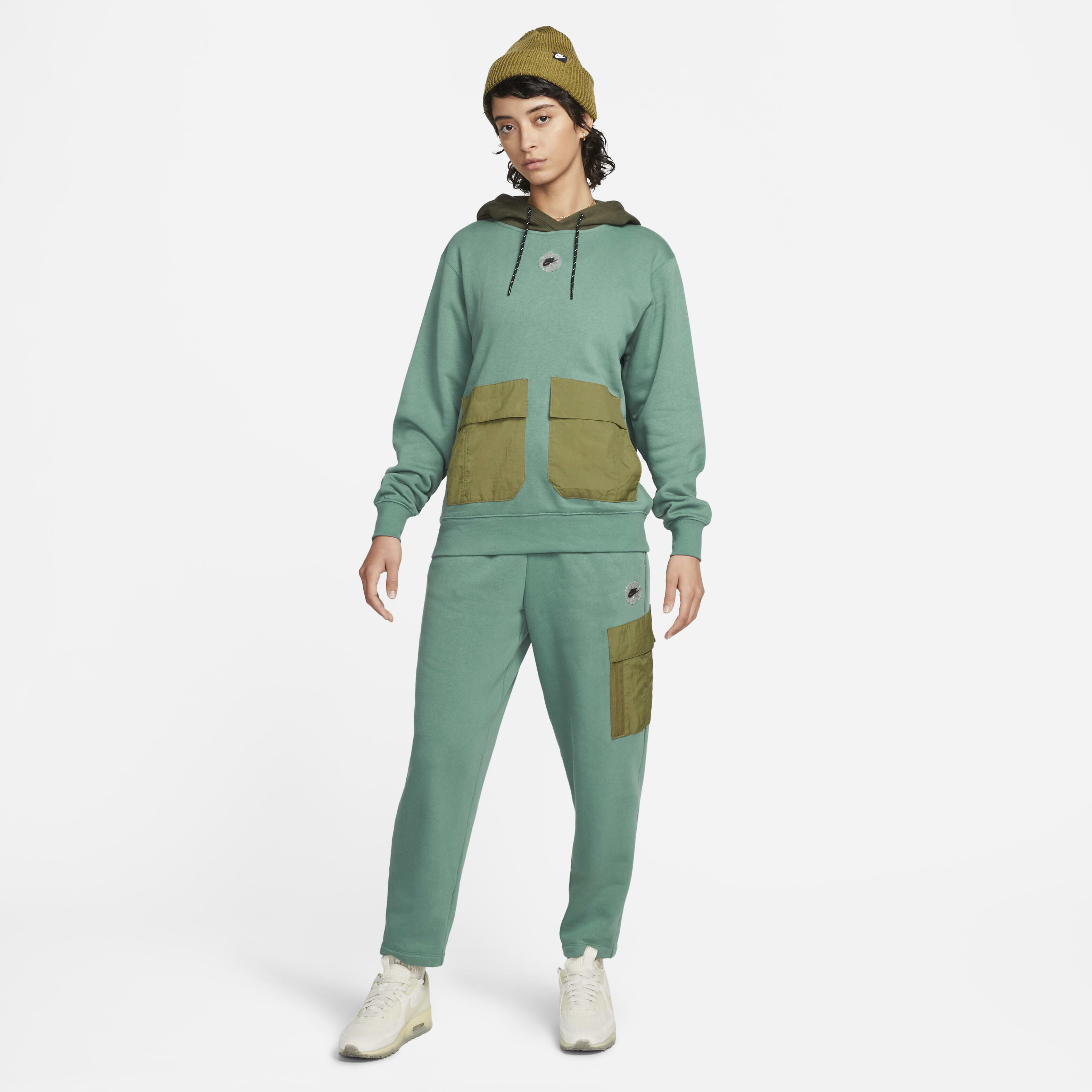 نايكي سبورتسوير image number 6