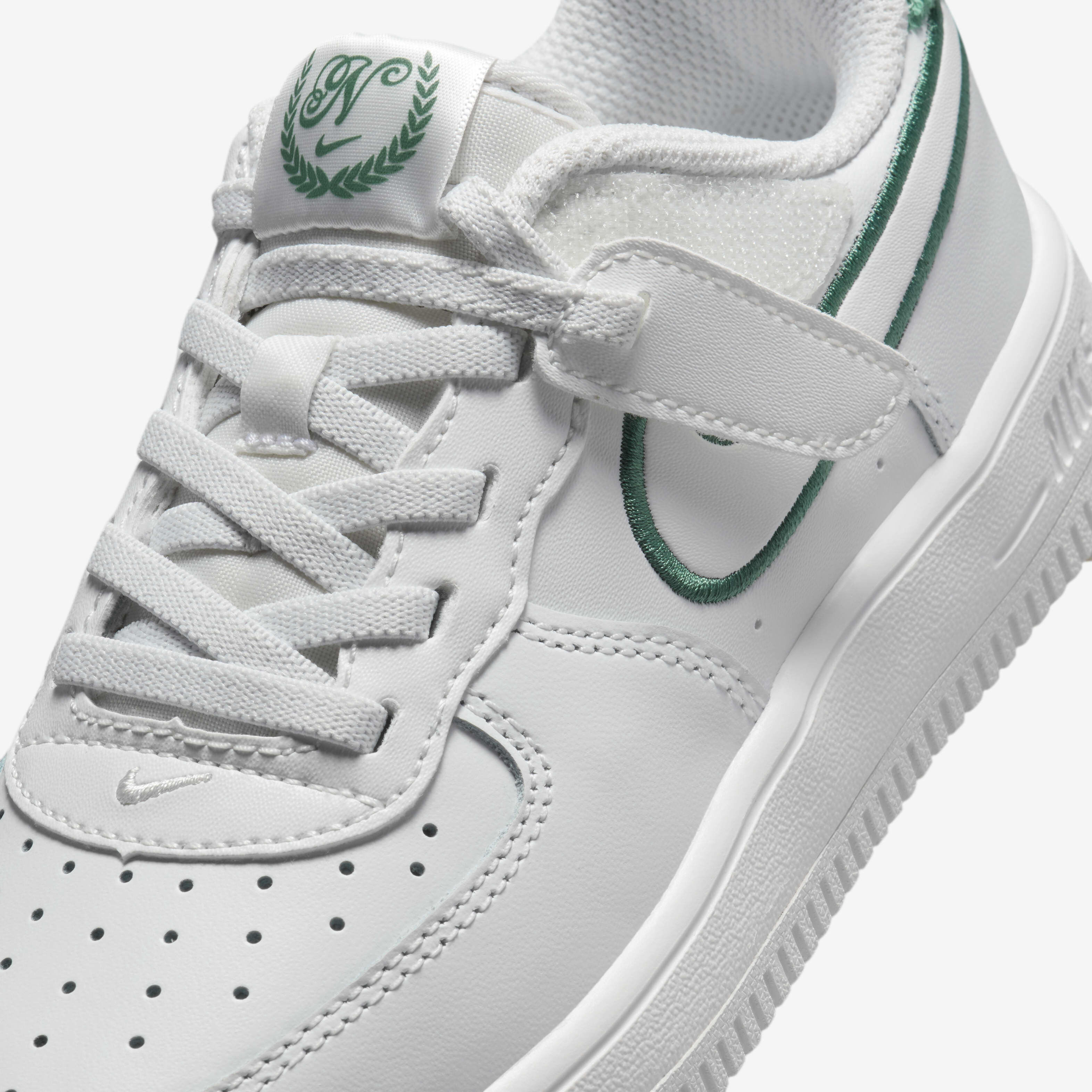 نايكي فورس 1 لو LV 8 إيزي أون image number 6