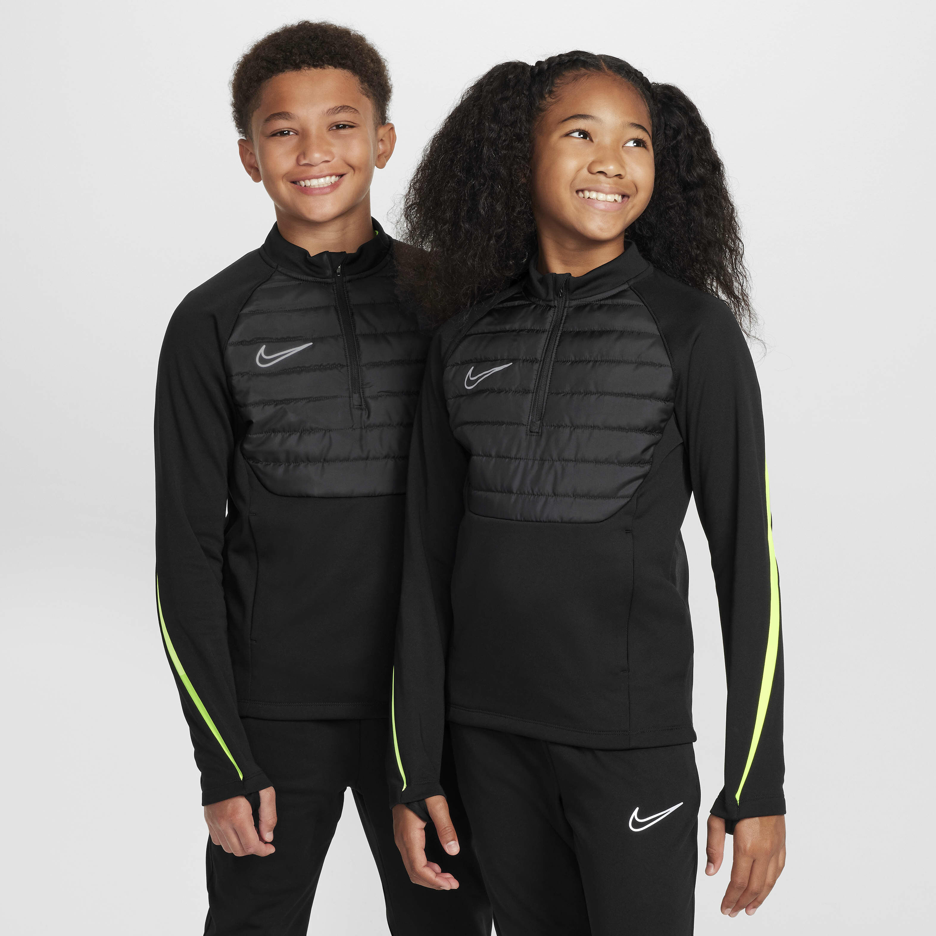 Nike therma fit technology top