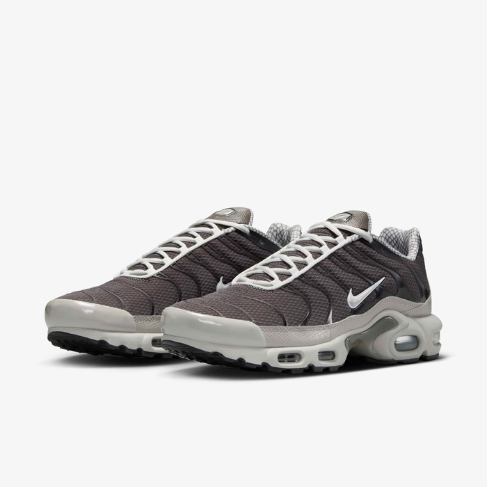 Nike Air Max Plus image number 4 Nike Air Max Plus image number 4