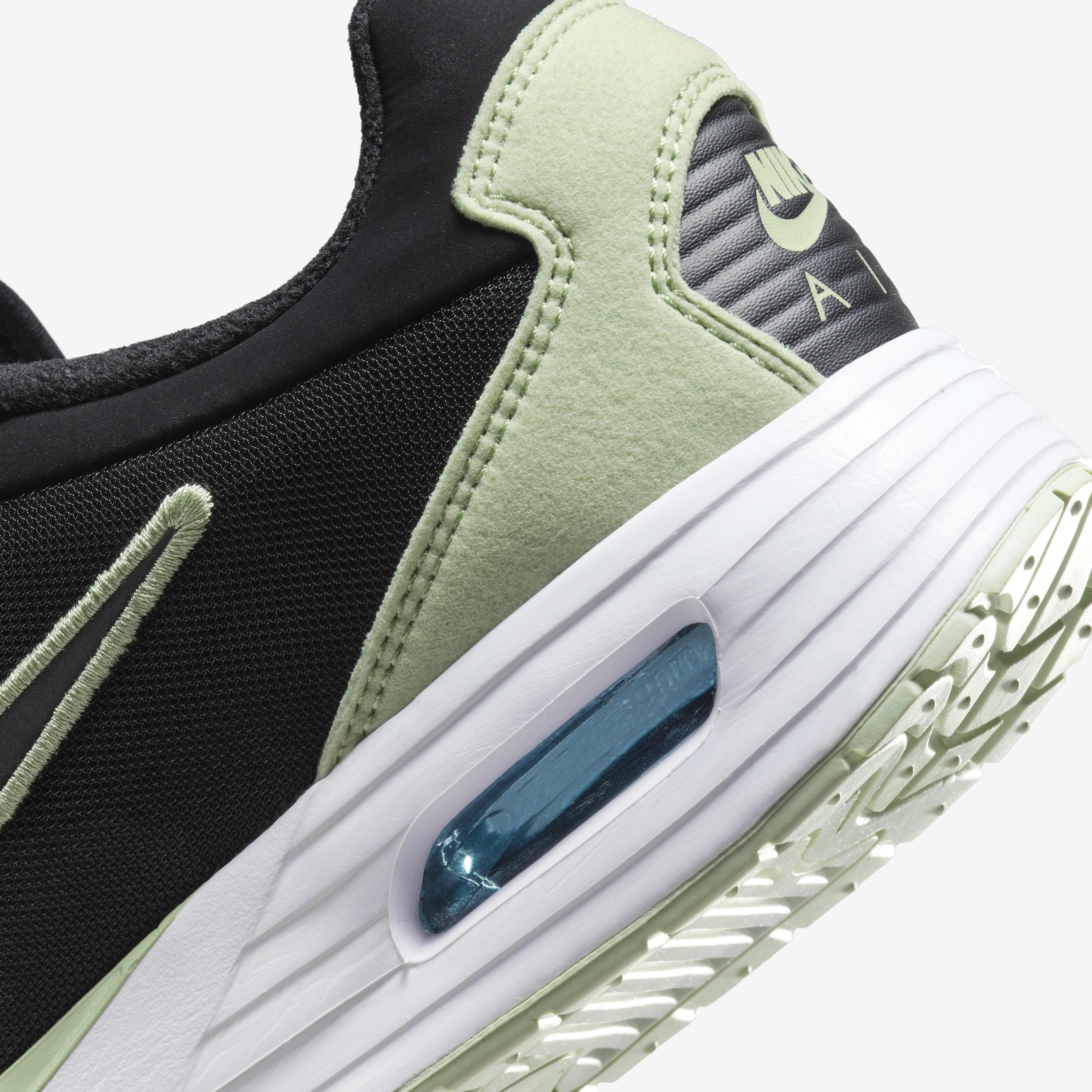 Nike Air Max Solo image number 7