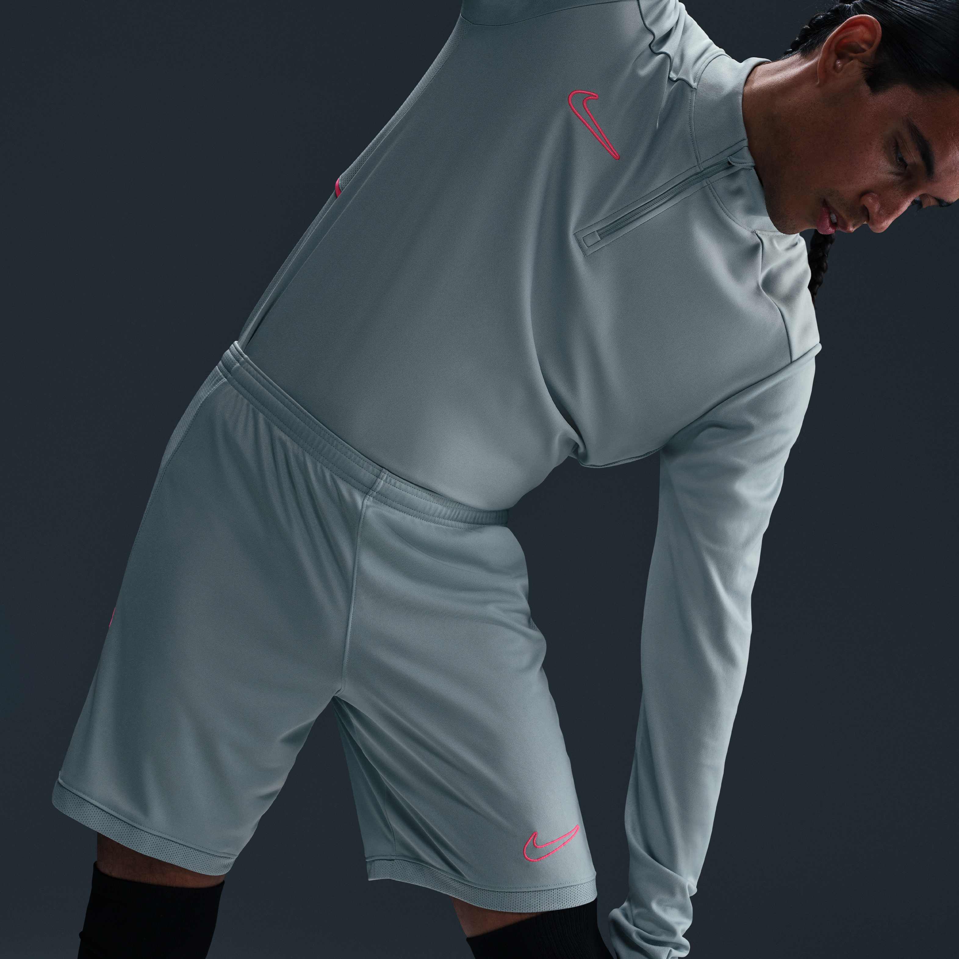 نايكي أكاديمي image number 4