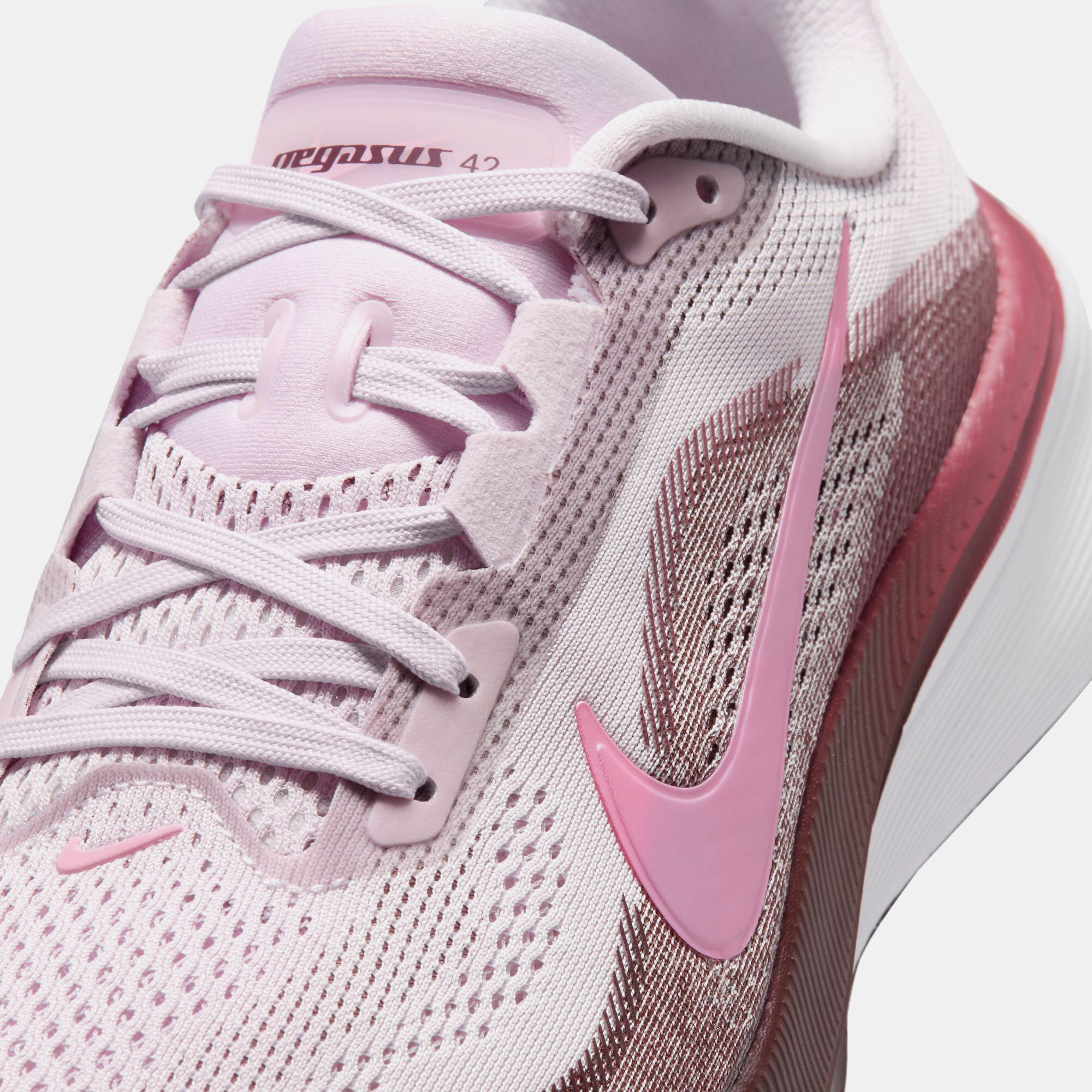 Nike Pegasus 42 image number 9