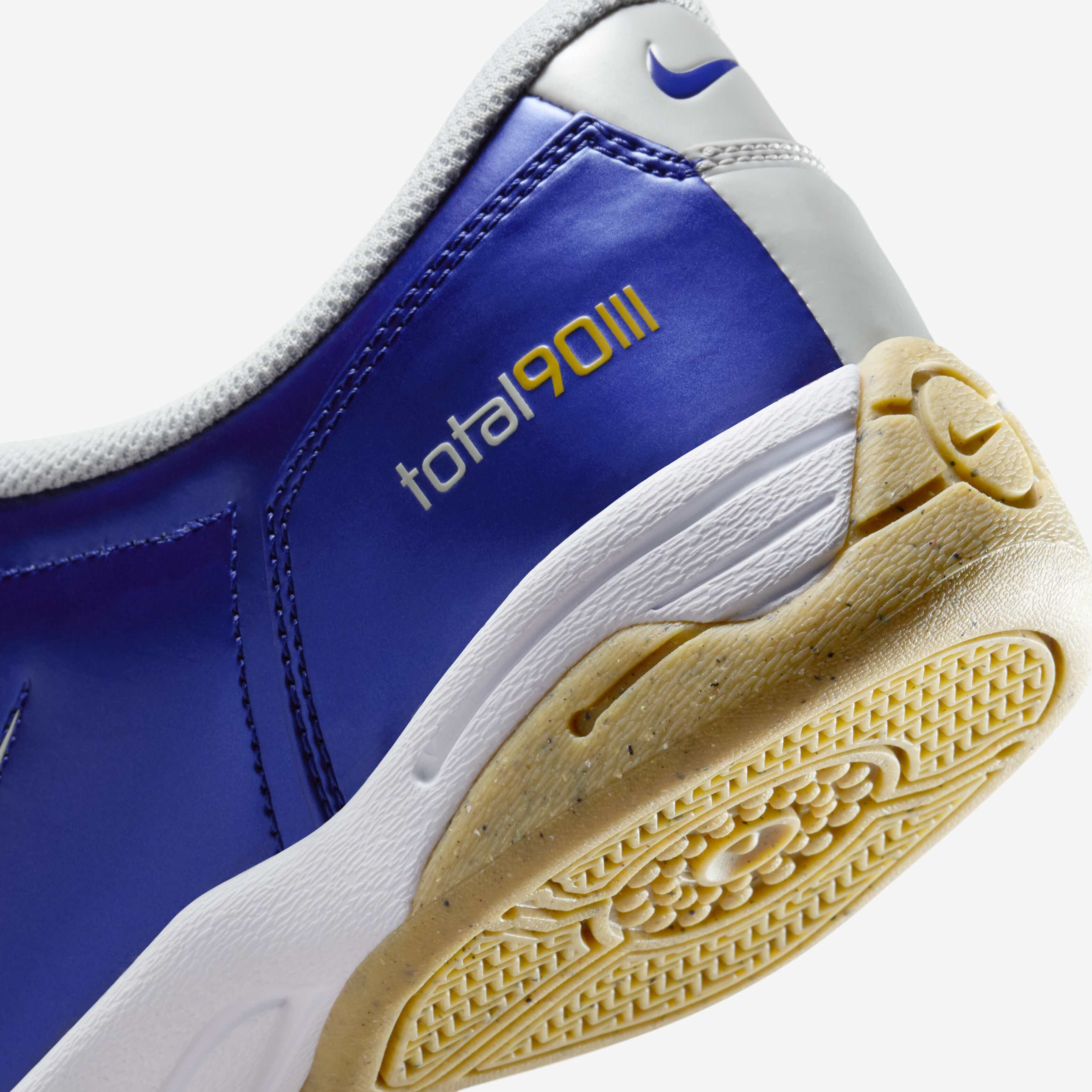 Nike Total 90 image number 7
