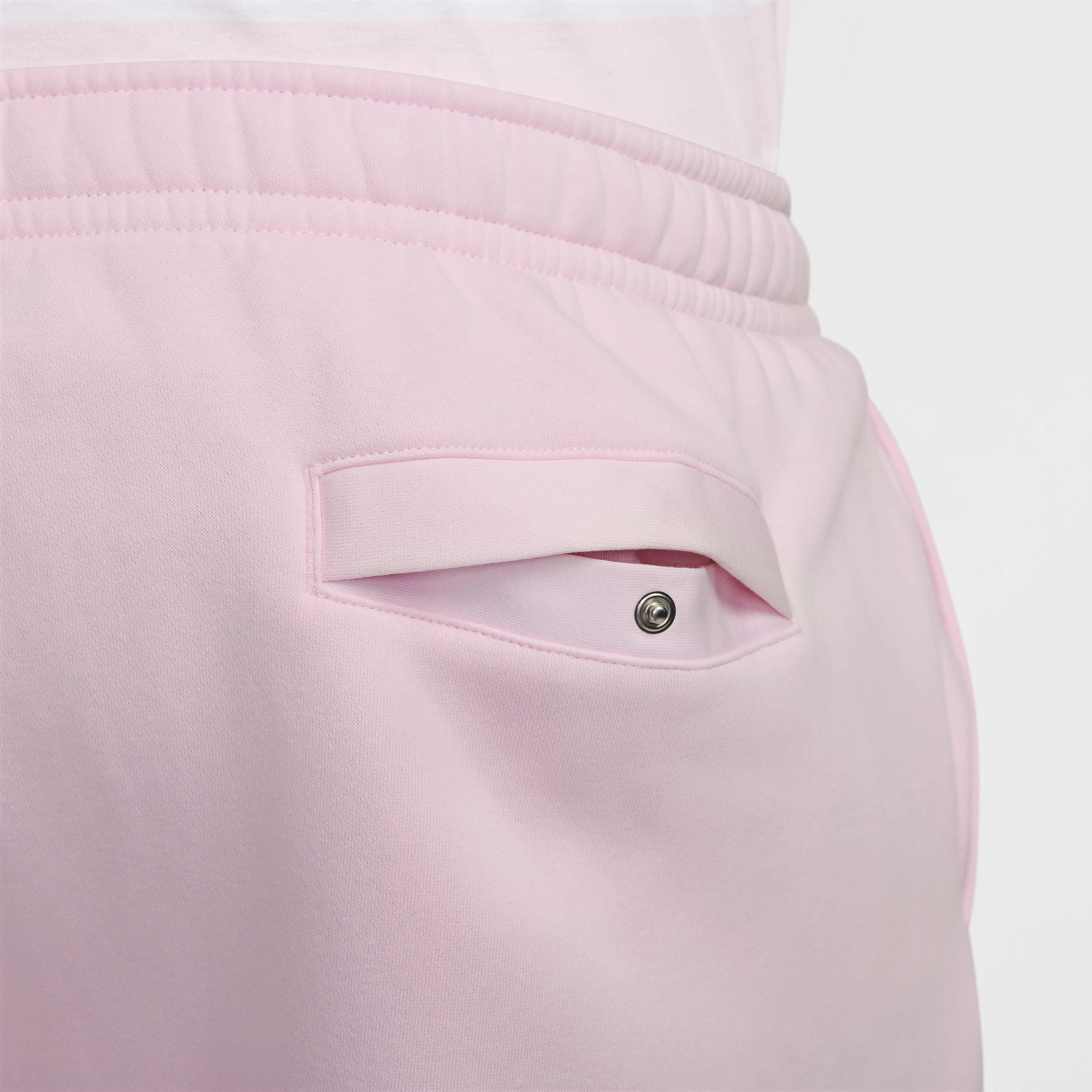 نايكي سبورتسوير كلوب image number 14