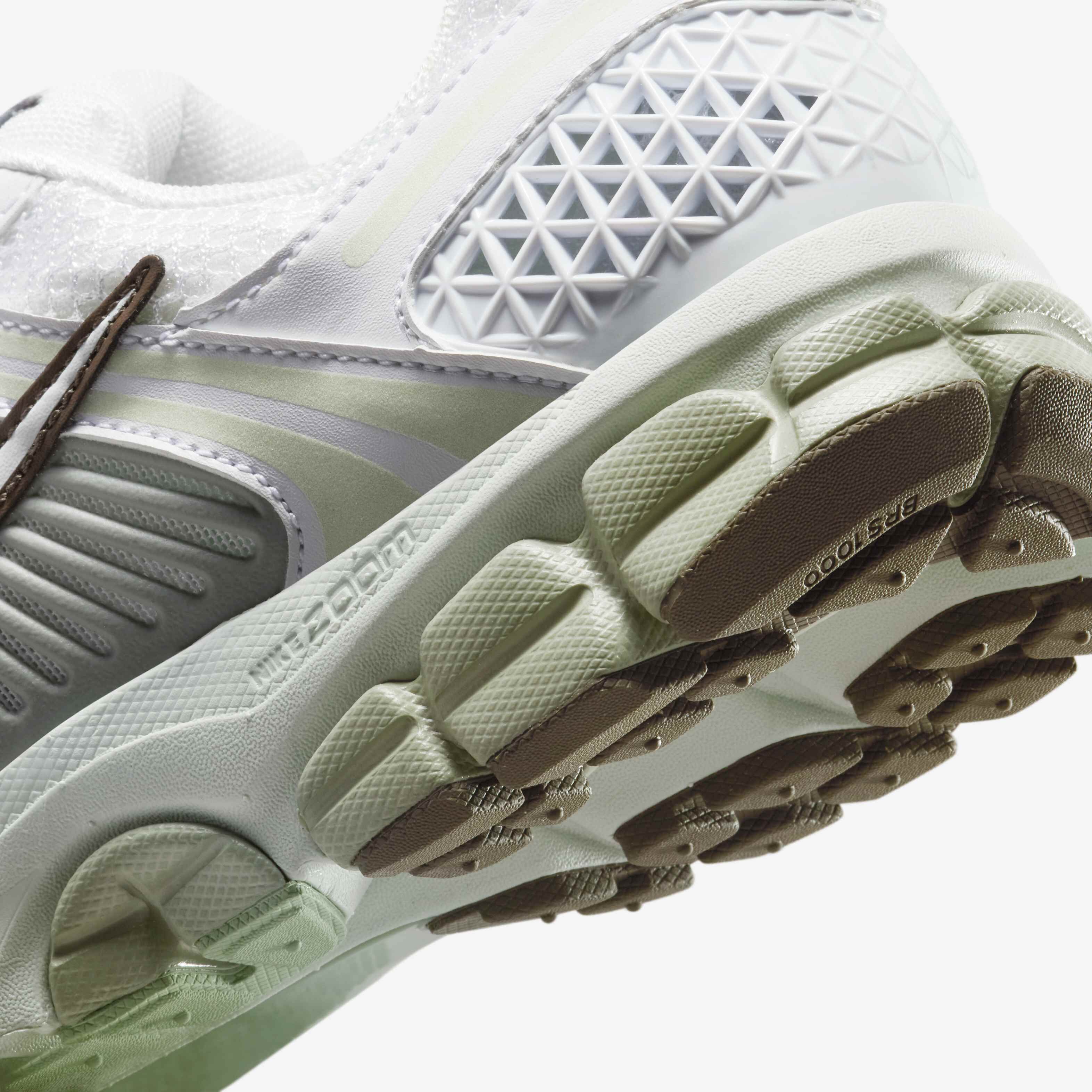 Nike Zoom Vomero 5 image number 7