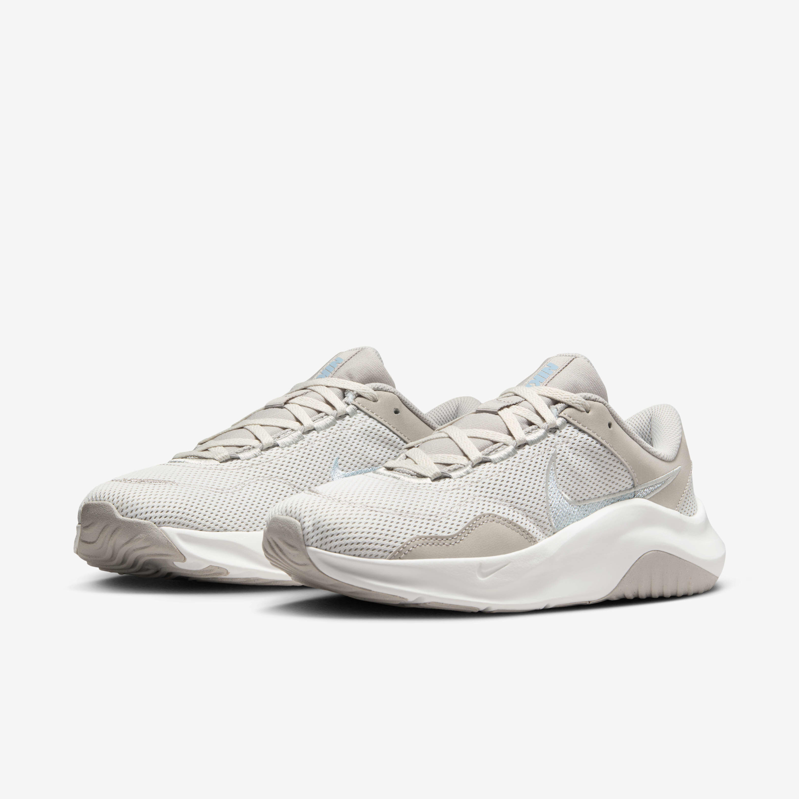Nike Legend Essential 3 Next Nature image number 4