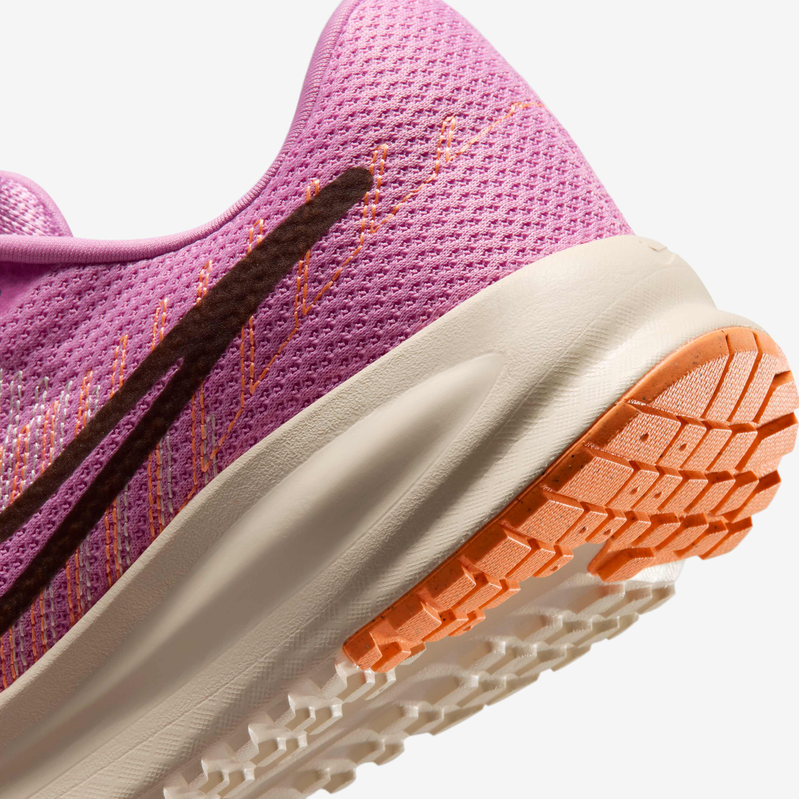 Nike Run Defy image number 7