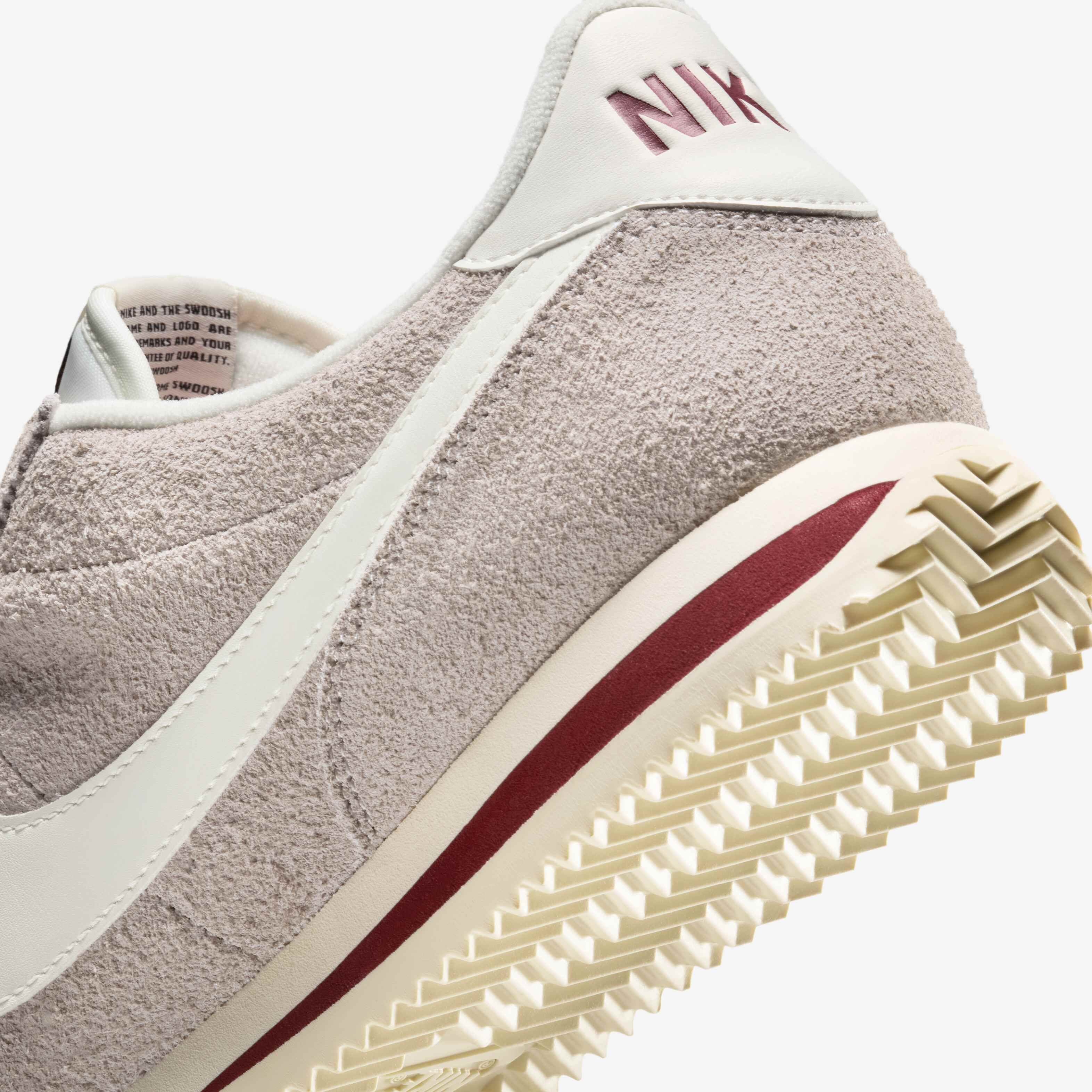 Nike Cortez SE Suede image number 7