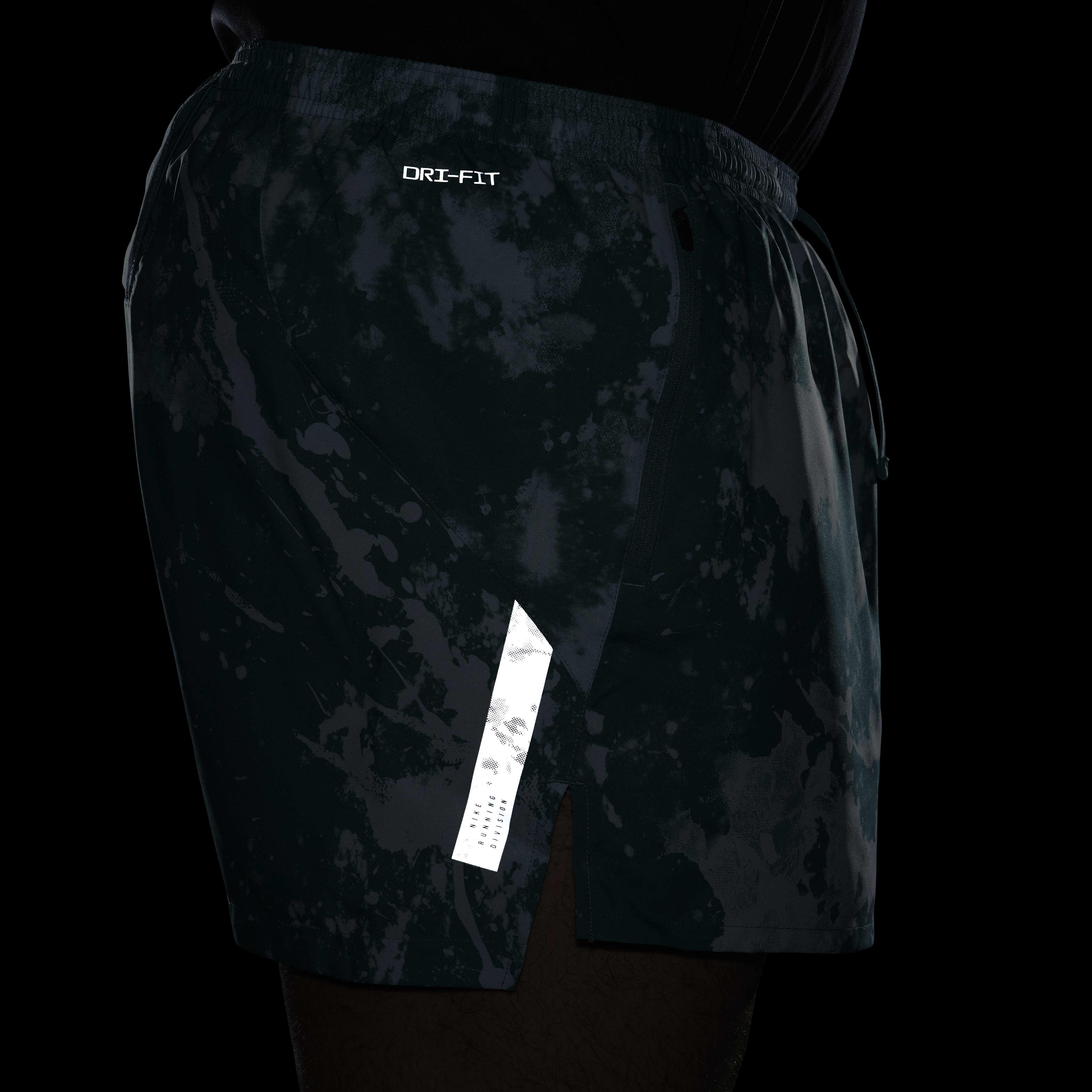 نايكي دراي-فت رن ديفيجن سترايد image number 21