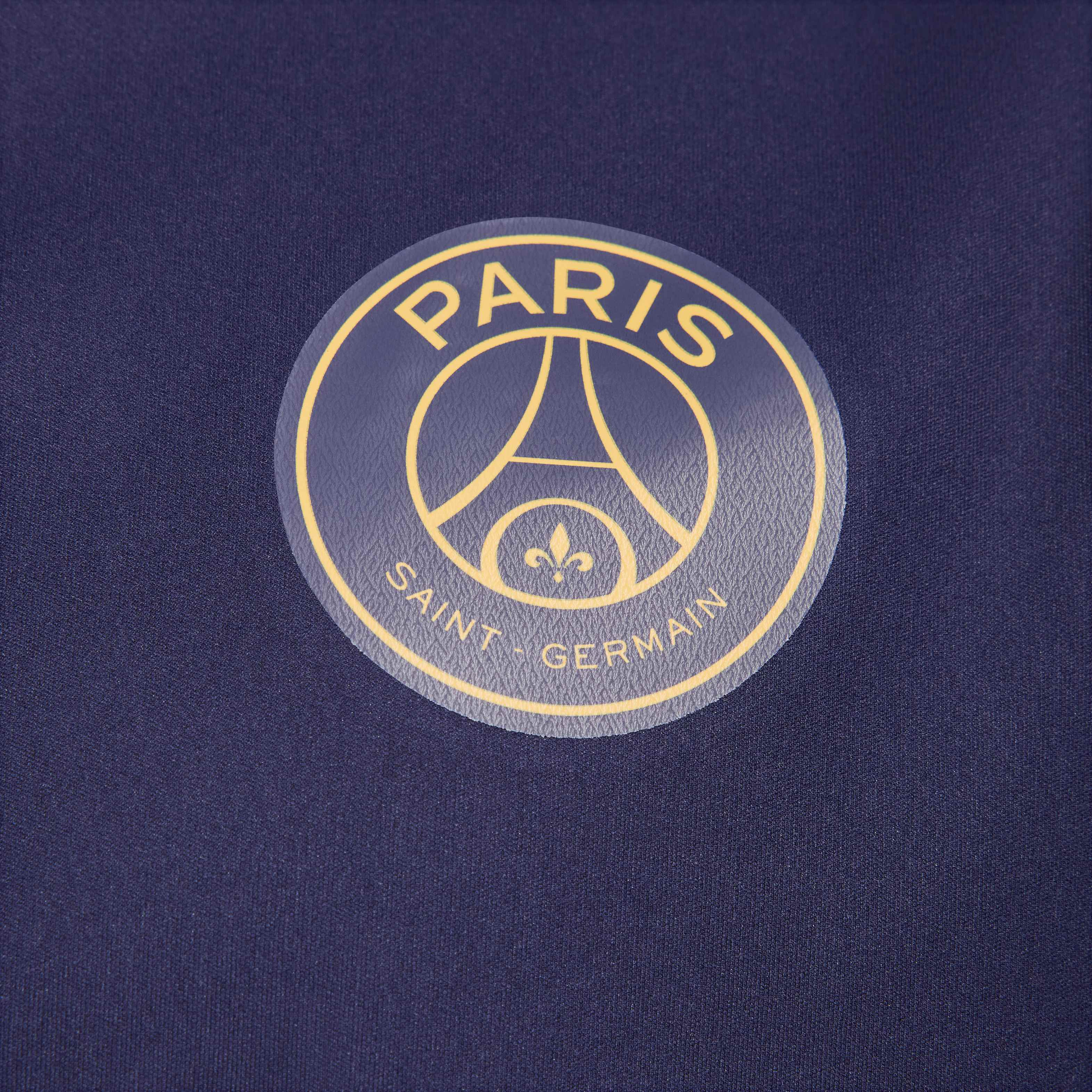 Paris Saint-Germain Strike Elite Winter Warrior image number 3
