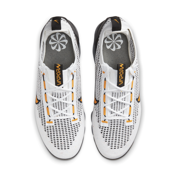 Nike Air VaporMax 2021 Flyknit image number 3 Nike Air VaporMax 2021 Flyknit image number 3