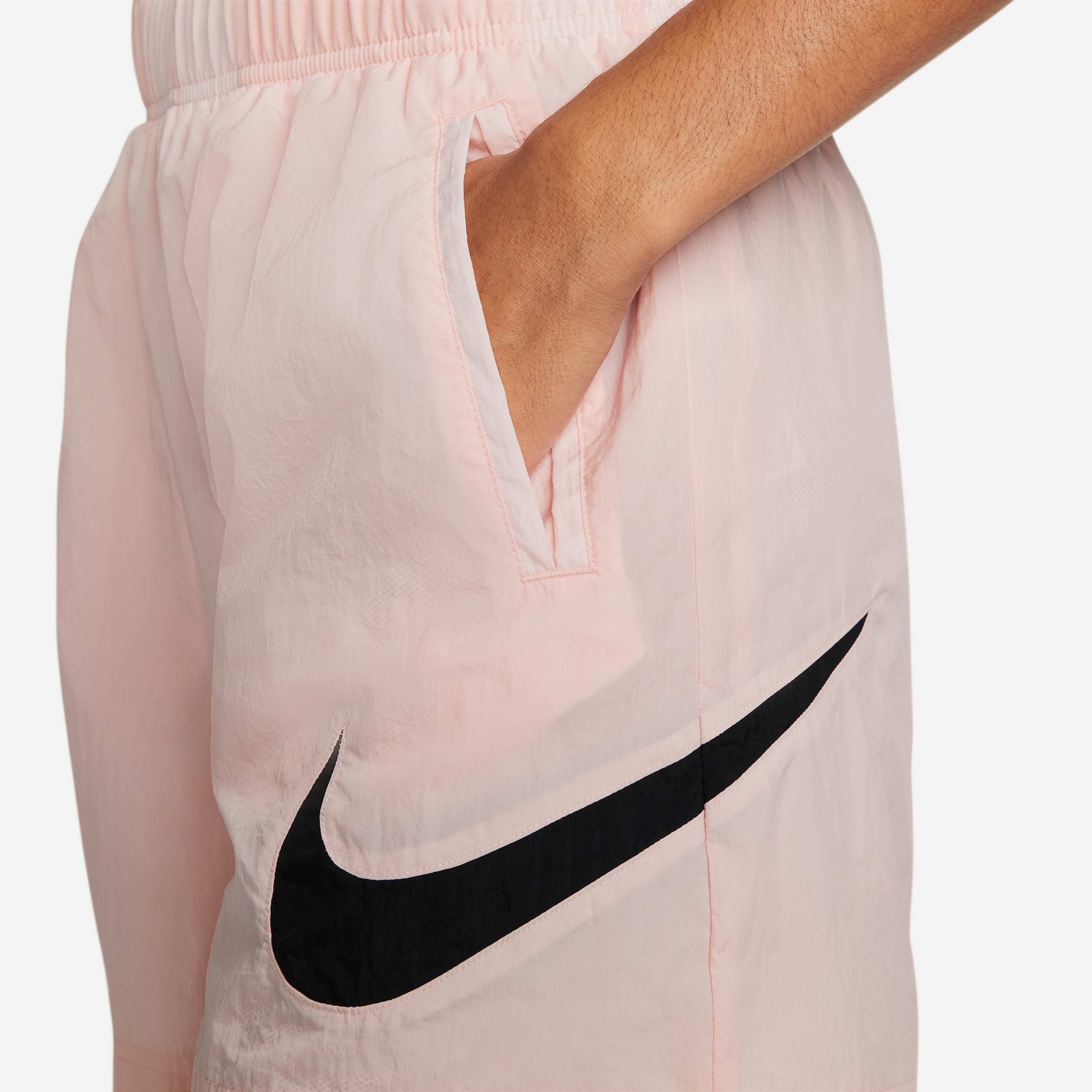 Nike Sportswear Essential image number 3