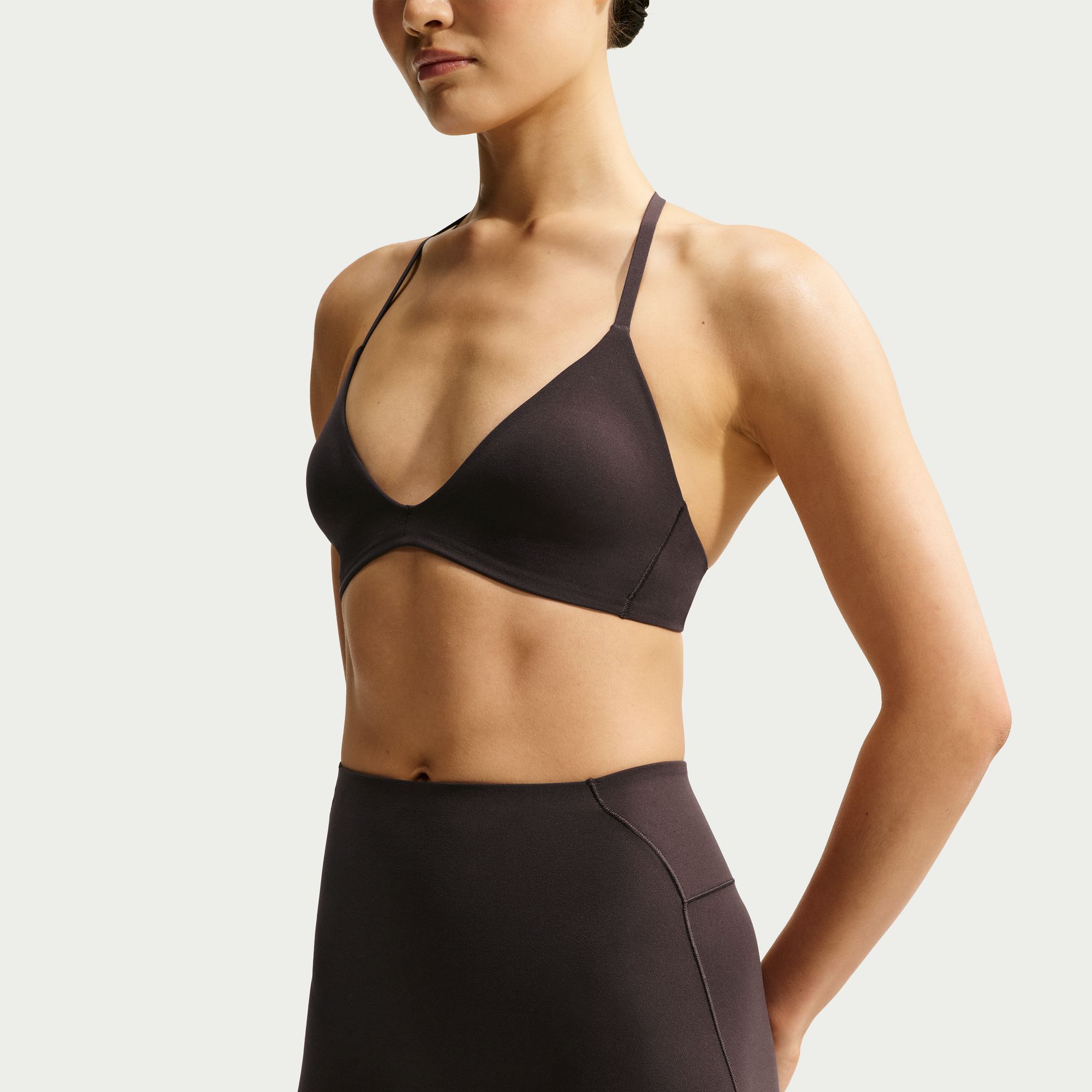 NikeSKIMS Studio Stretch image number 3