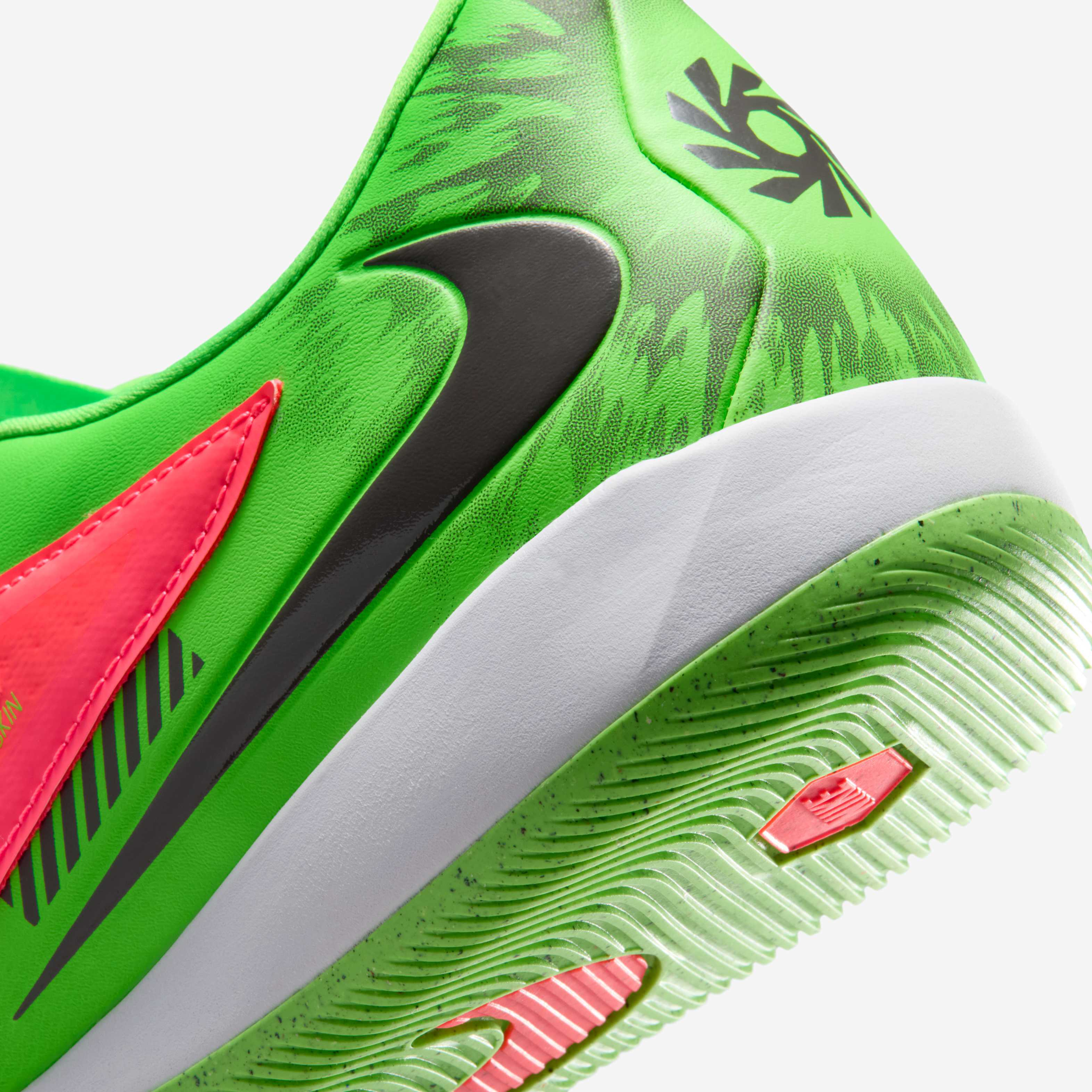 Nike Phantom 6 Low Academy 'Erling Haaland' image number 7