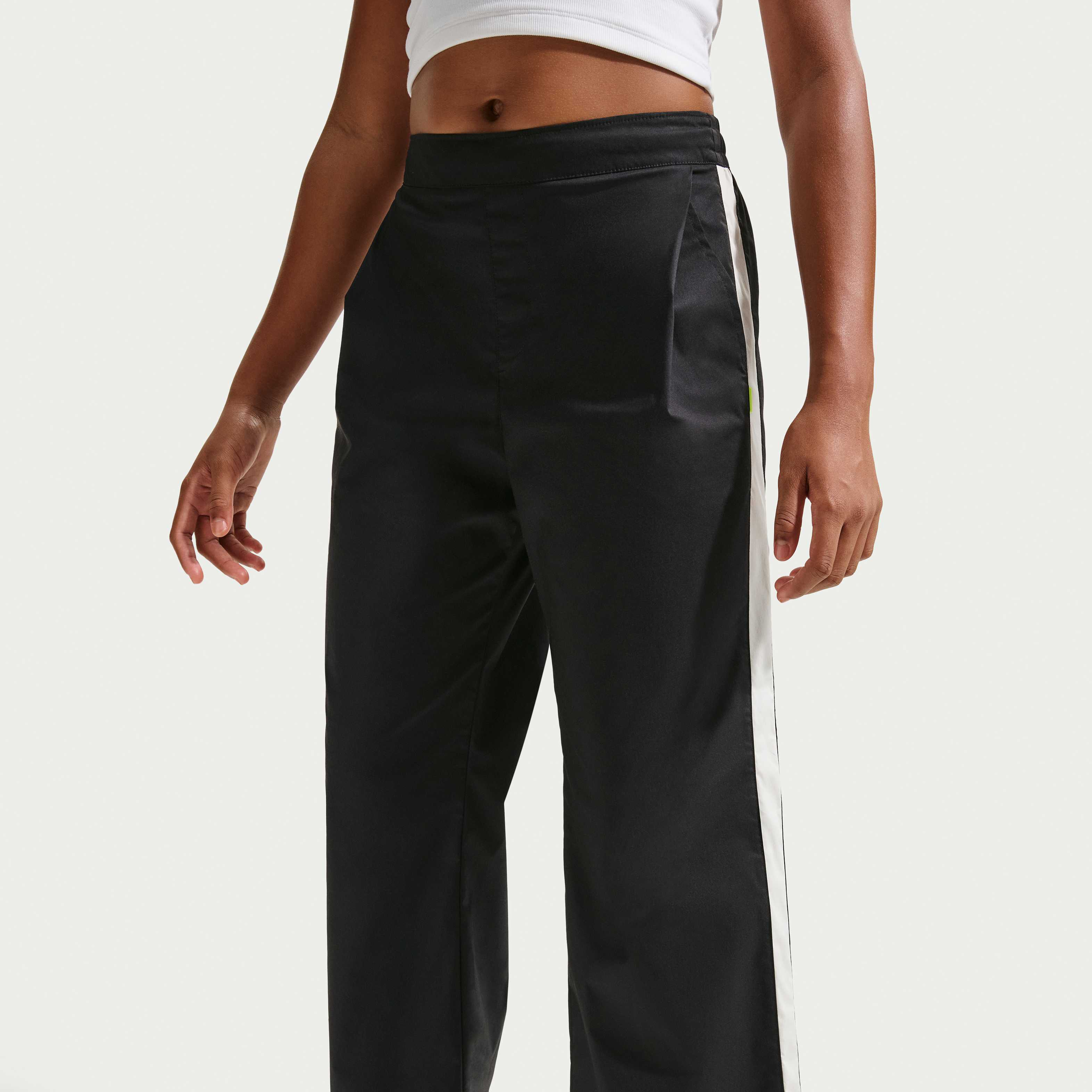 نايكي سبورتسوير كوليكشن image number 1