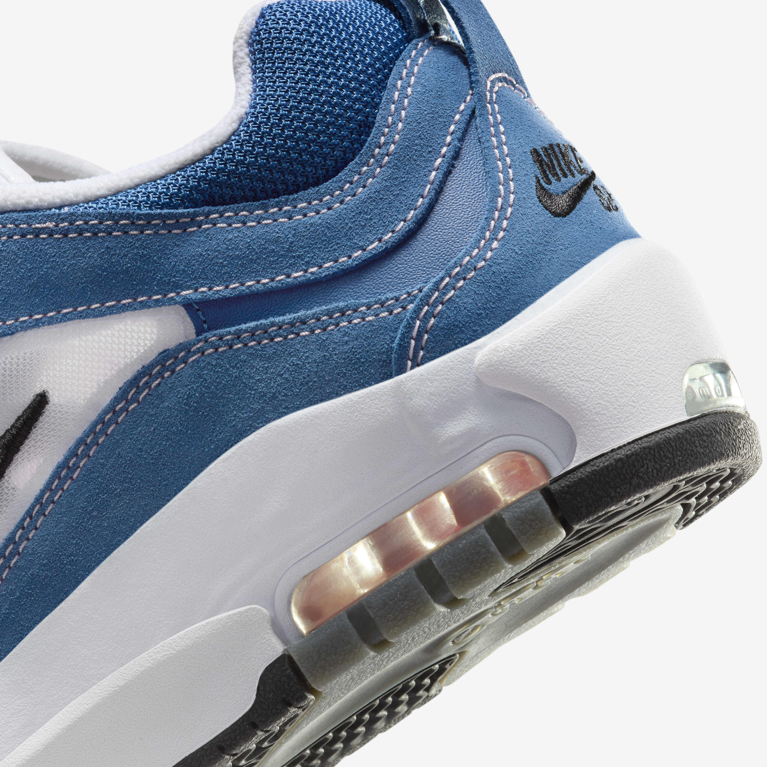 Nike Air Max Ishod image number 7