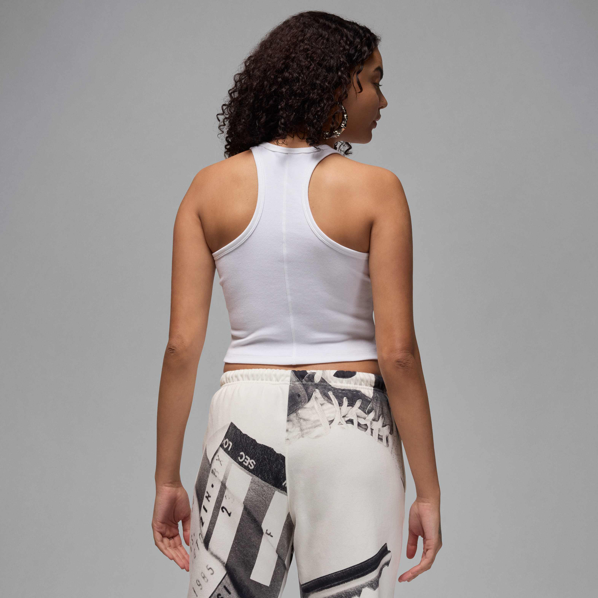 Buy Jordan Essentials Women's Tank Top - White/Black | Nike