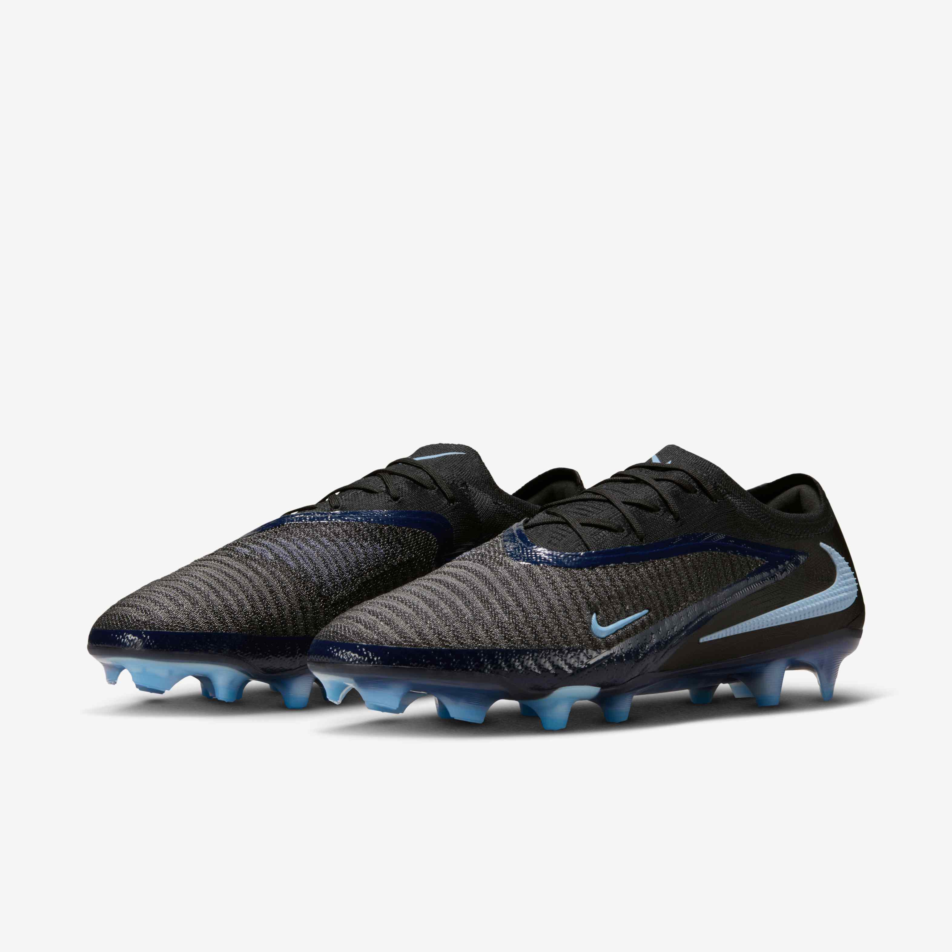 Nike Phantom 6 Low Elite image number 4