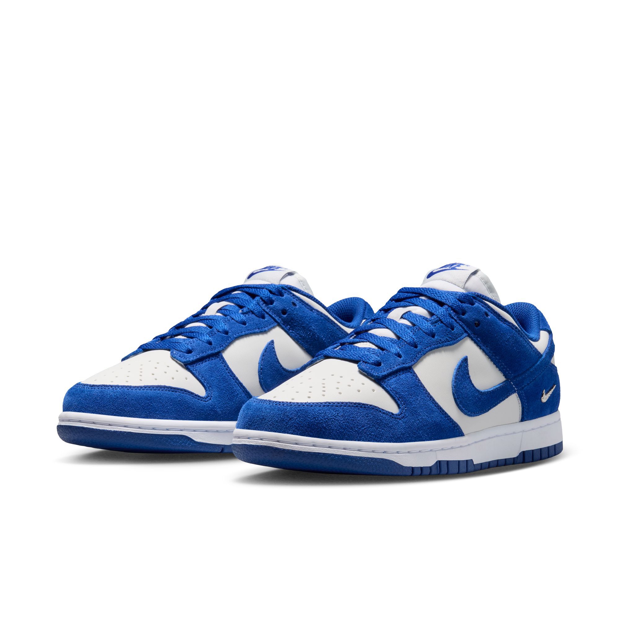 Nike Dunk Low Suede image number 2