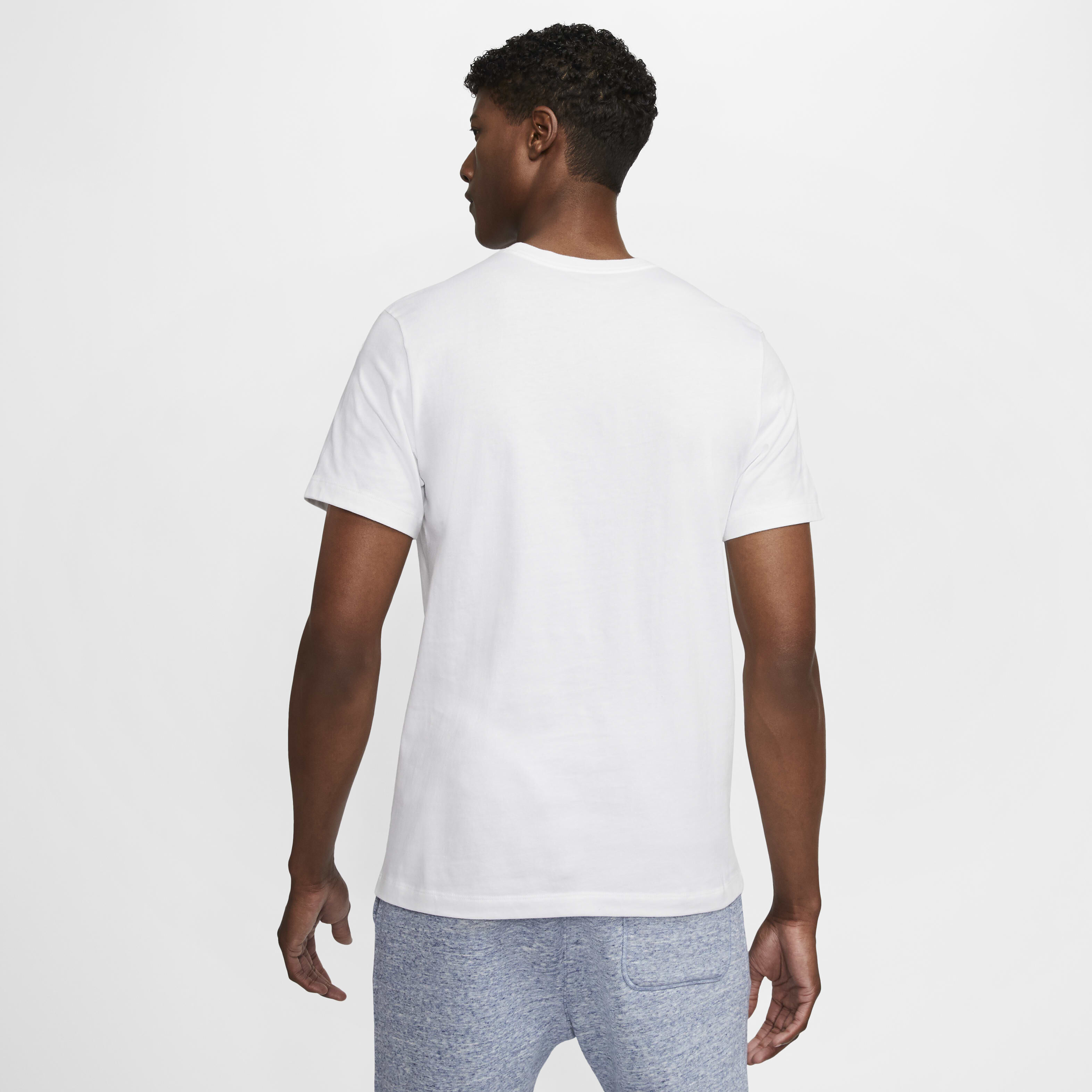 Nike Sportswear Club image number 1