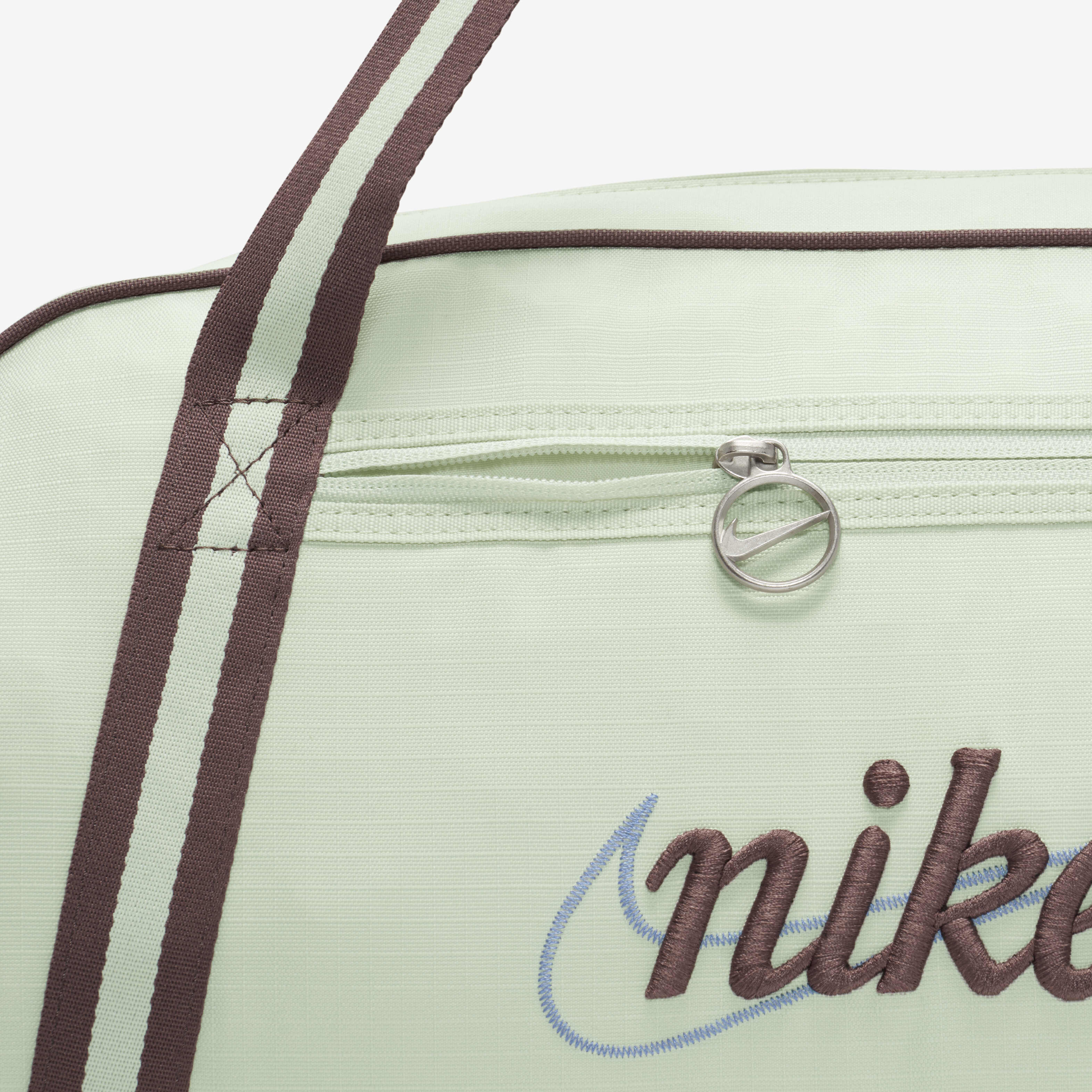 Nike Gym Club image number 6