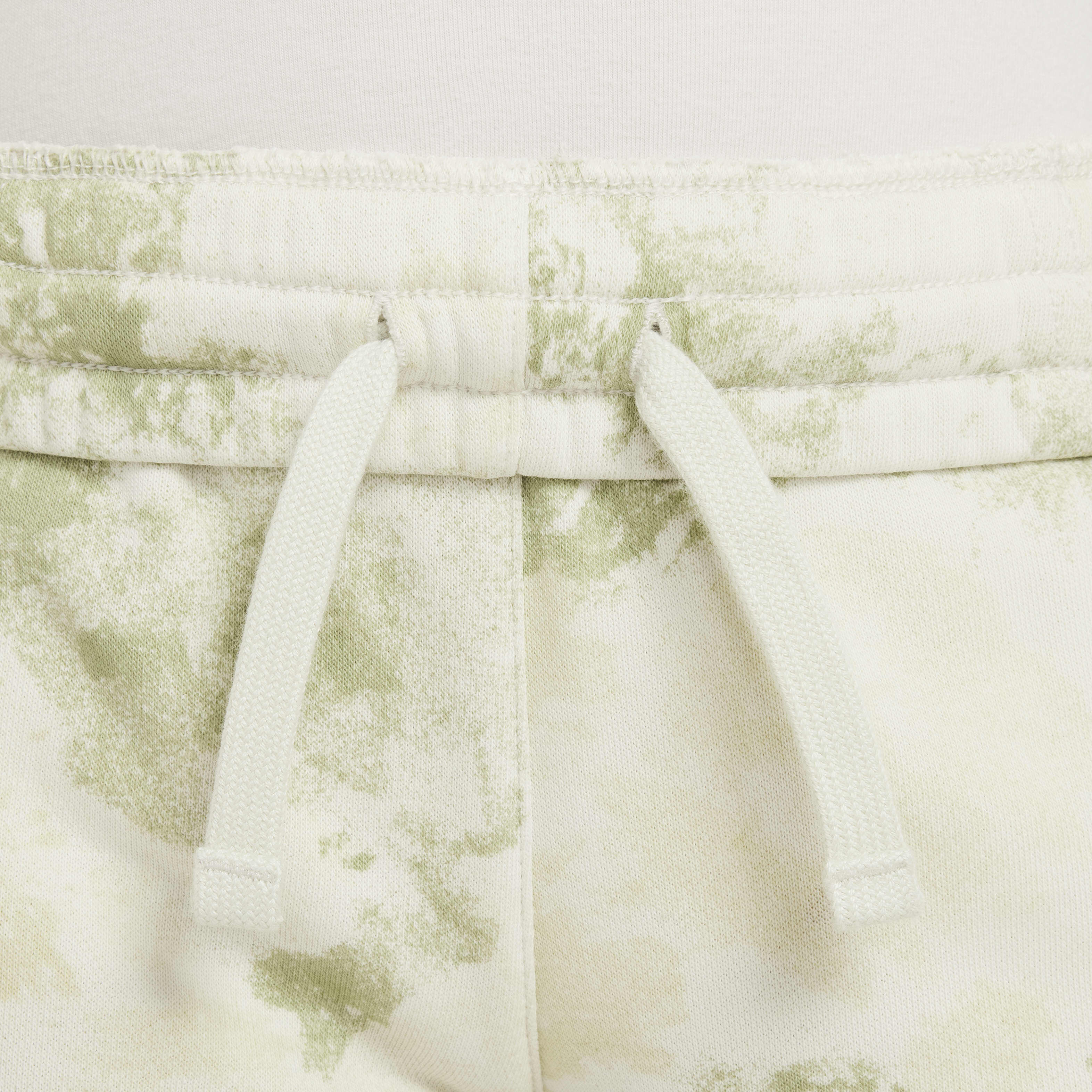 نايكي سبورتسوير كلوب فليس image number 4